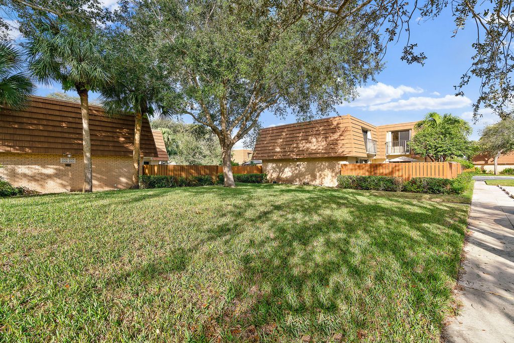 Photo of 2512 25th Court, Jupiter, FL 33477 (MLS # R10797879)