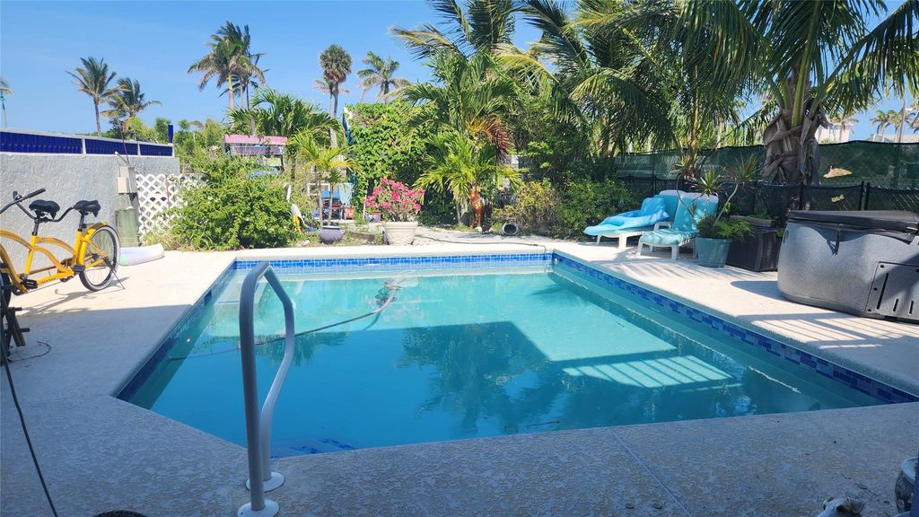 Photo of 502 Hernando Street, Fort Pierce, FL 34949 (MLS # F10498676)