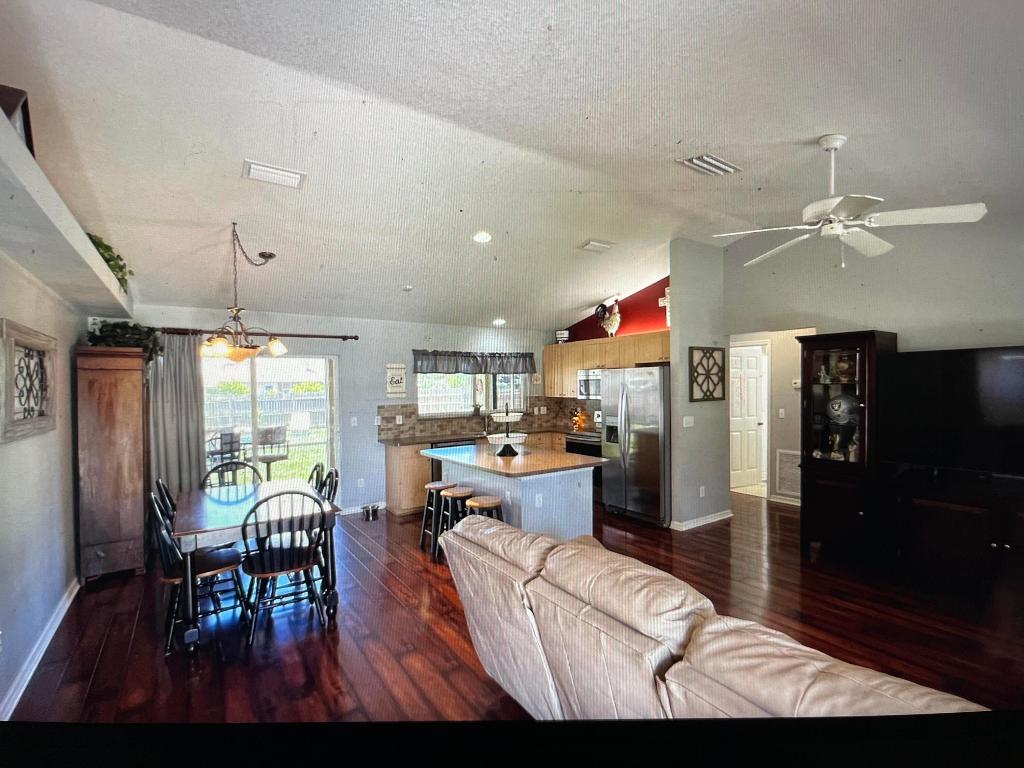 PORT ST LUCIE SECTION 9 - Residential