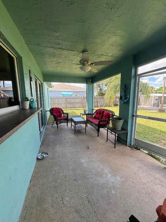 PORT ST LUCIE SECTION 9 - Residential