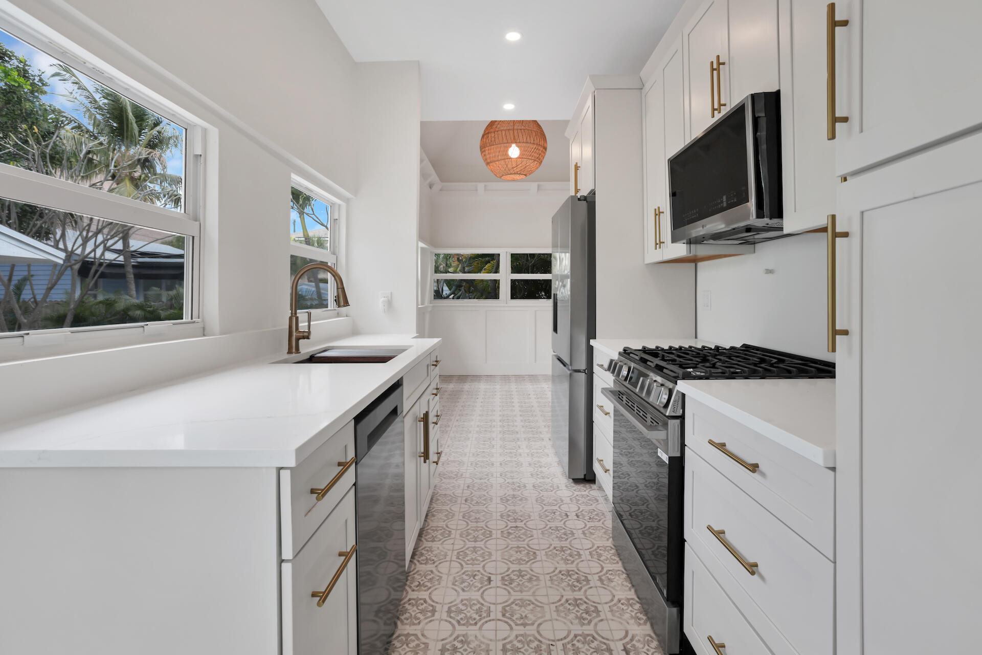 LAKE WORTH TOWN OF - Residential