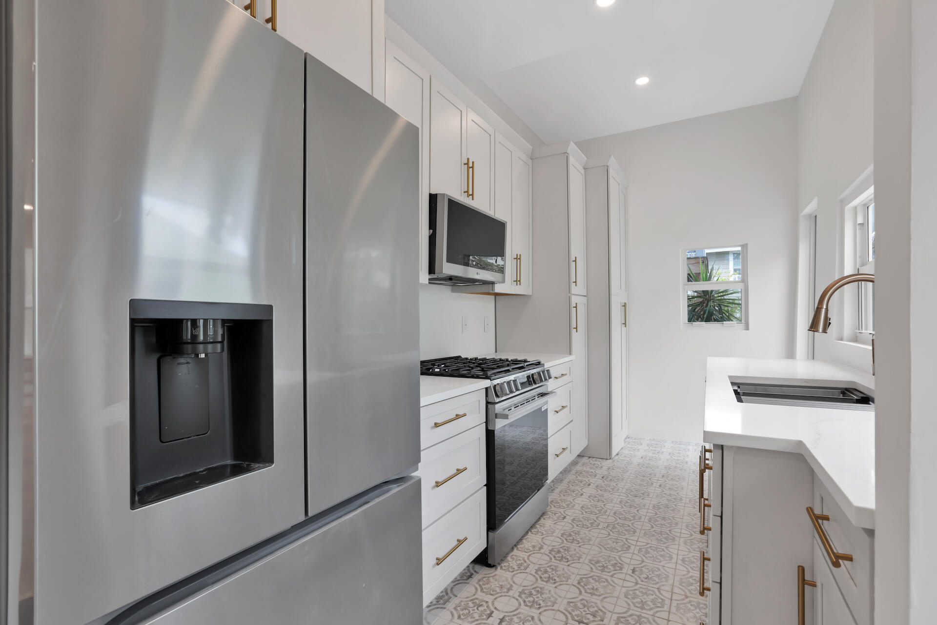 LAKE WORTH TOWN OF - Residential