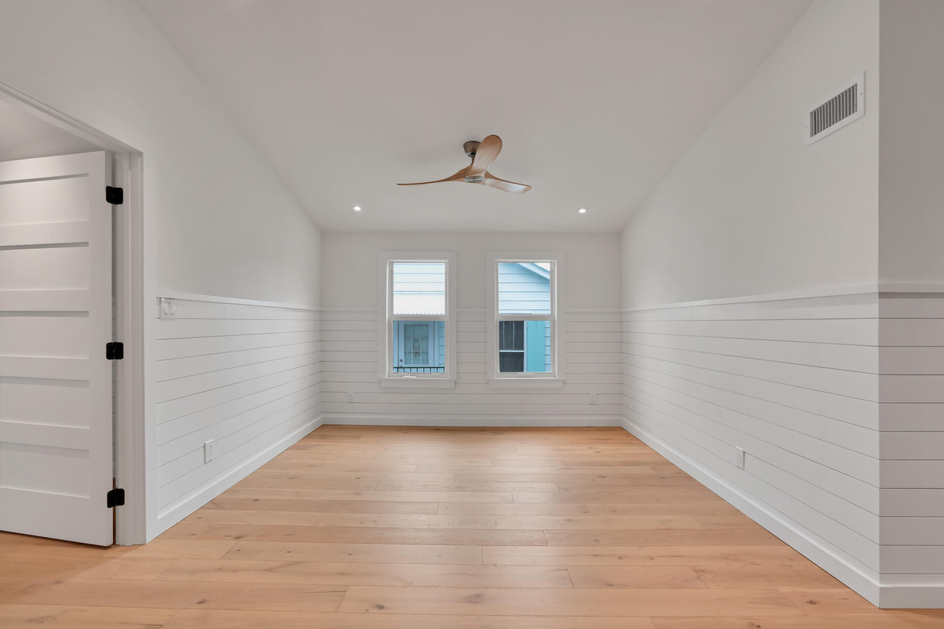 LAKE WORTH TOWN OF - Residential