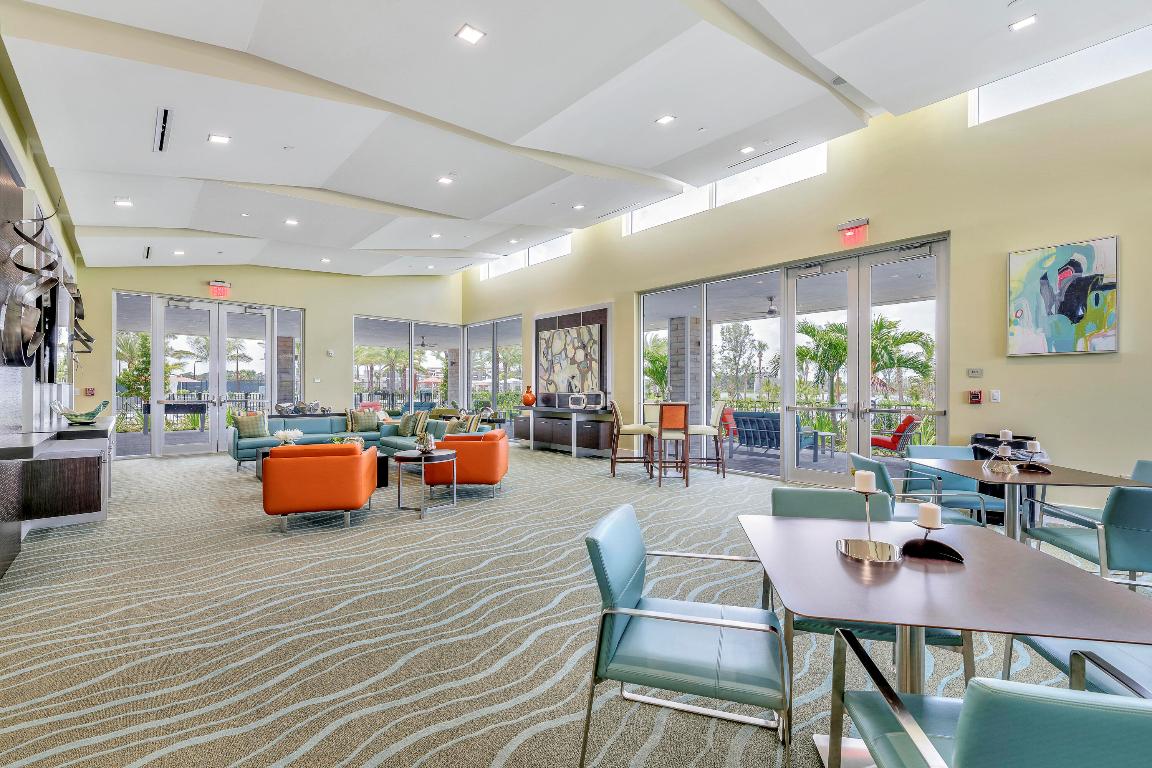 ALTON NEIGHBORHOOD - Residential Lease