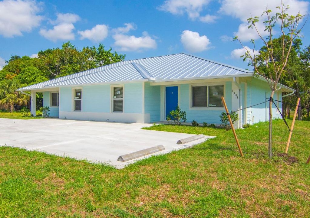 Photo of 1405 Avenue G #Apt A, Fort Pierce, FL 34950 (MLS # R11156657)