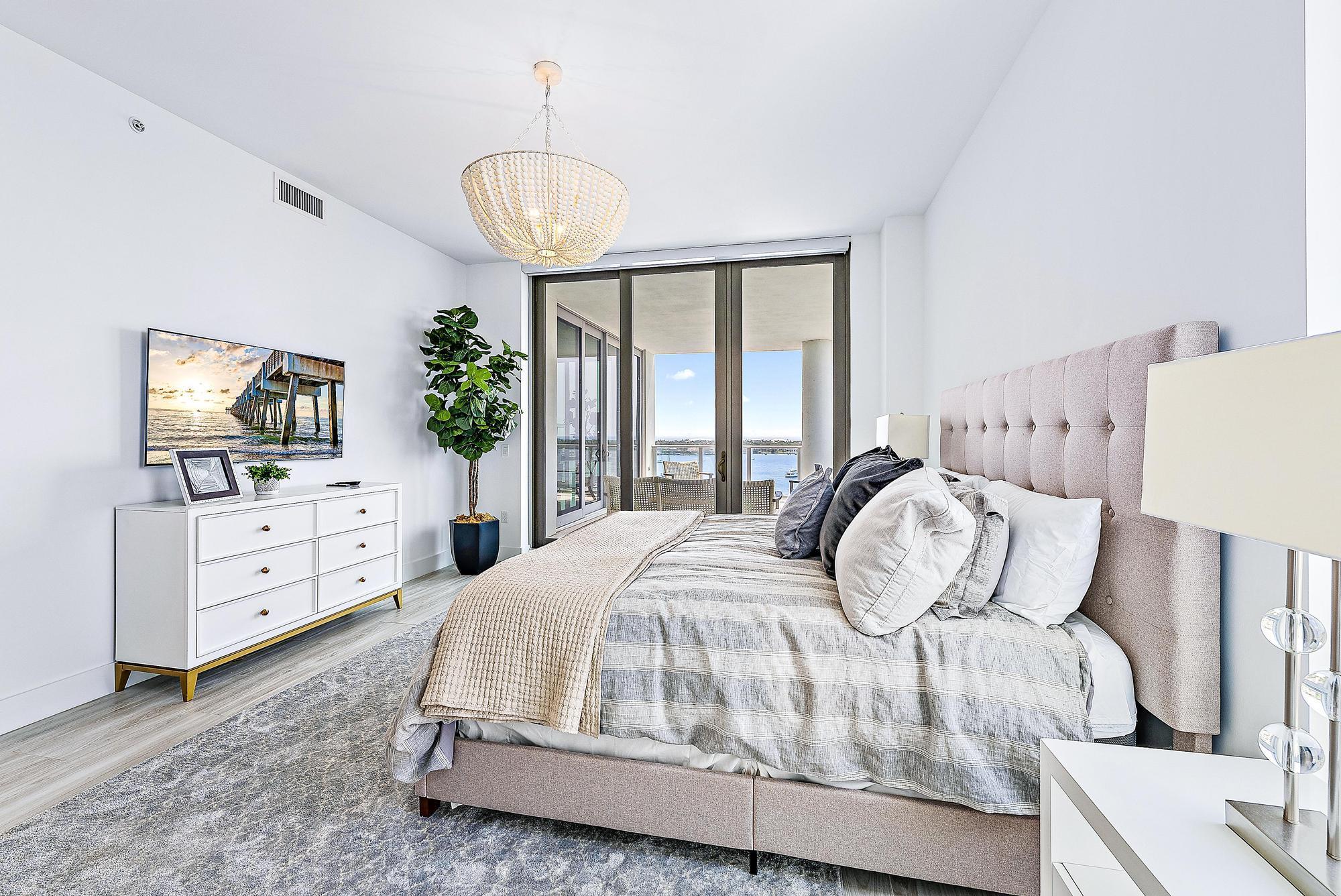 WATER CLUB - Residential