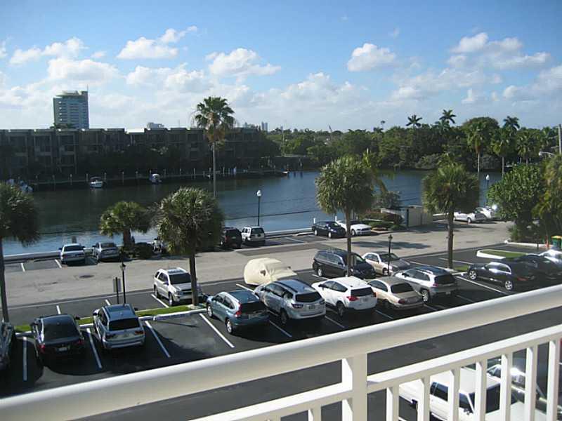 Lago Mar Place - Residential