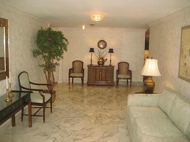 Lago Mar Place - Residential