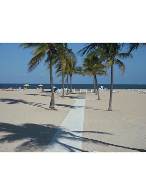 Lago Mar Place - Residential