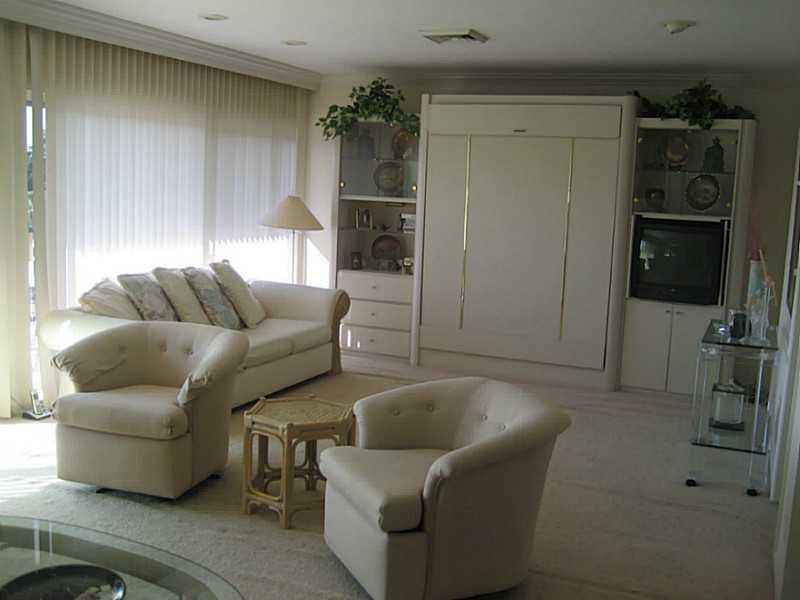 Lago Mar Place - Residential