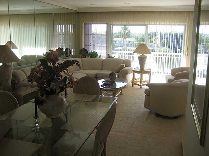 Lago Mar Place - Residential