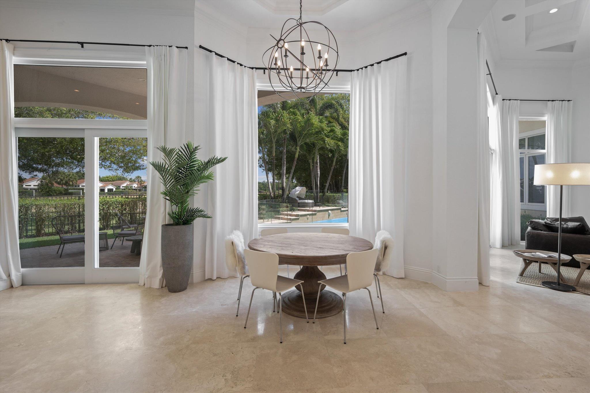 MIZNER ESTATES OF PALM BE - Residential