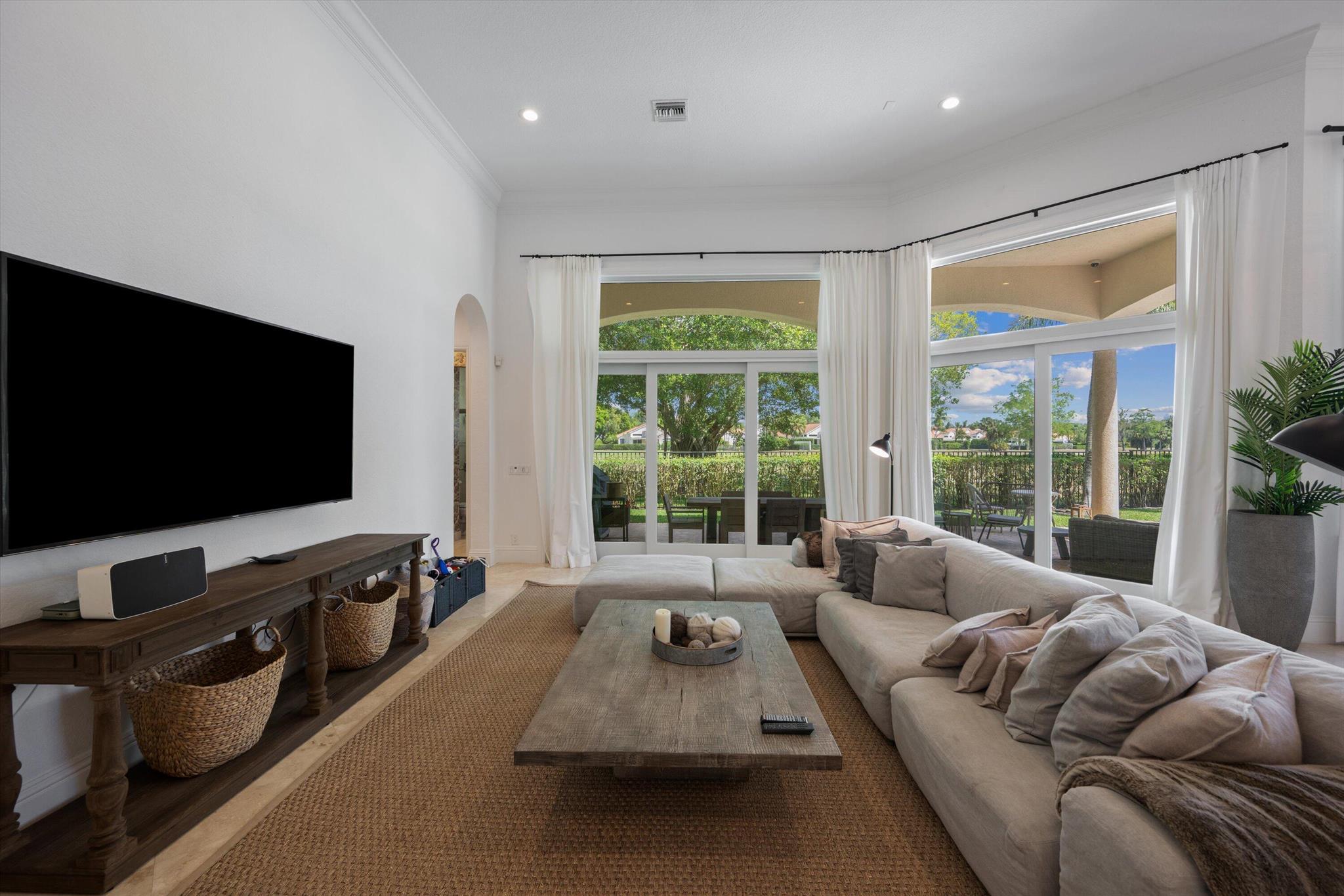 MIZNER ESTATES OF PALM BE - Residential