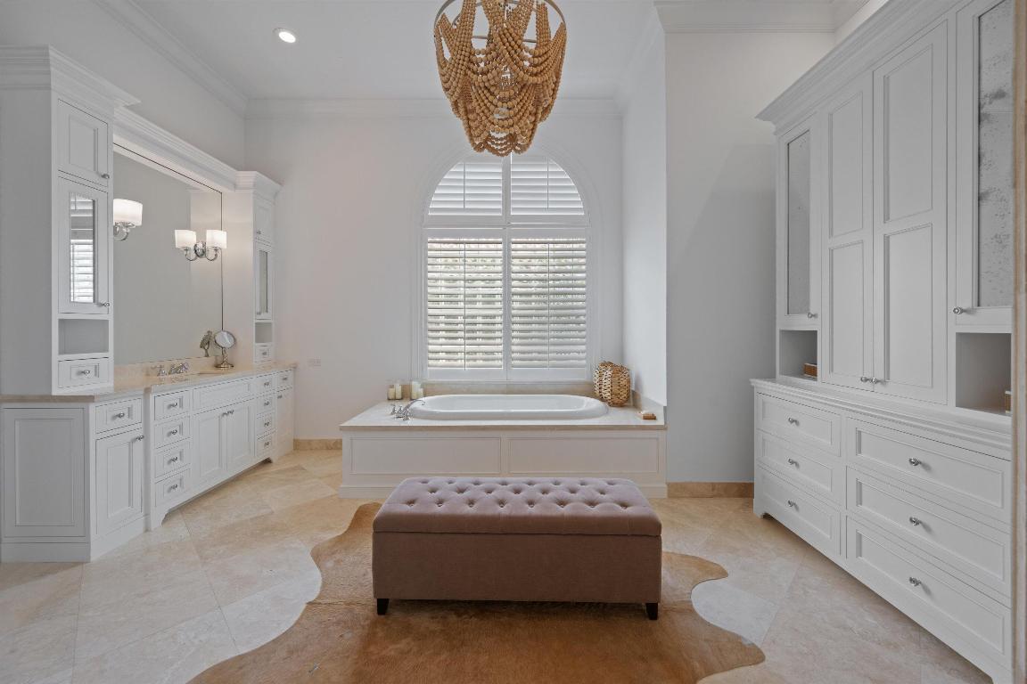 MIZNER ESTATES OF PALM BEACH POLO & COUN - Residential