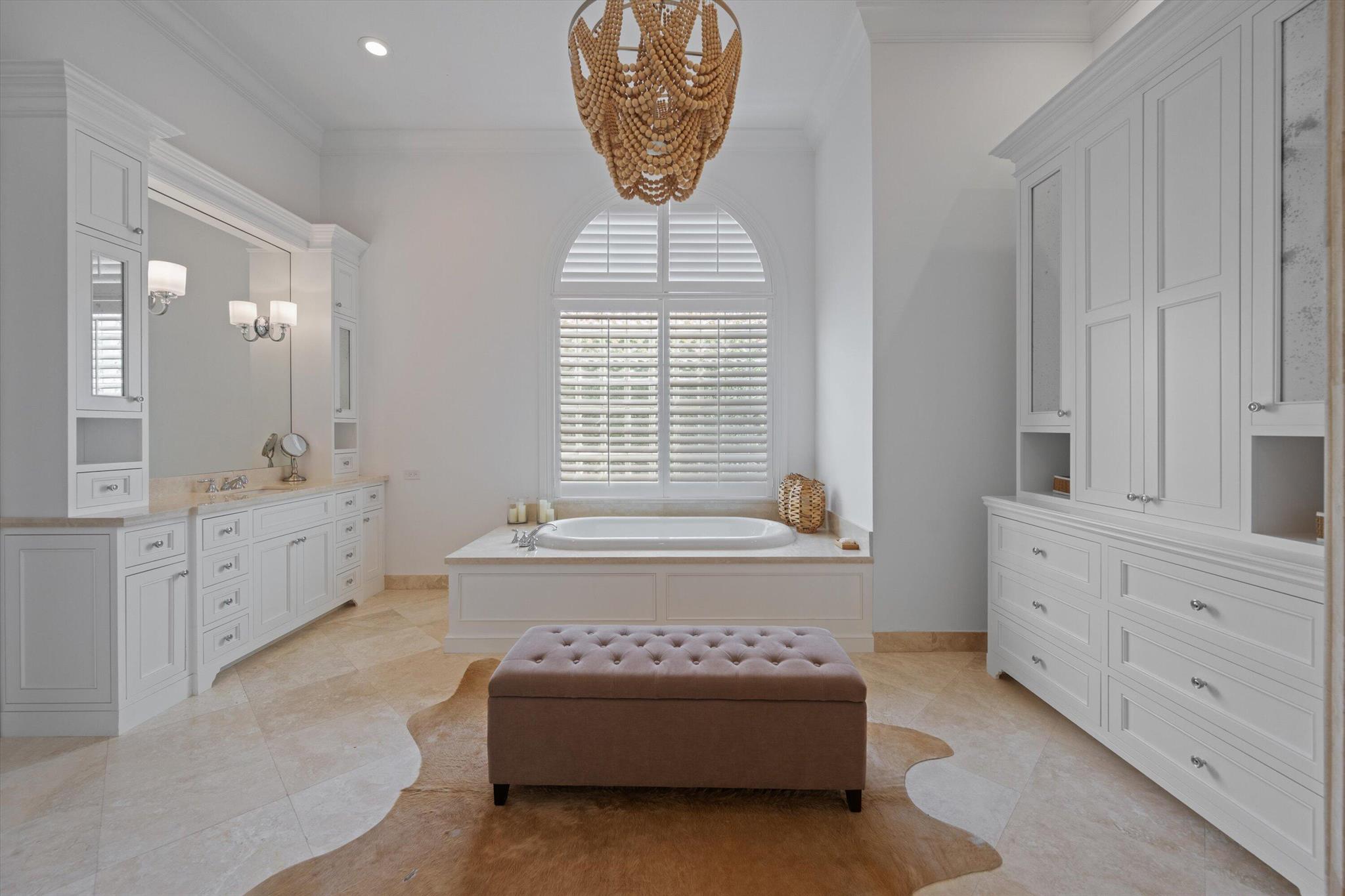 MIZNER ESTATES OF PALM BE - Residential