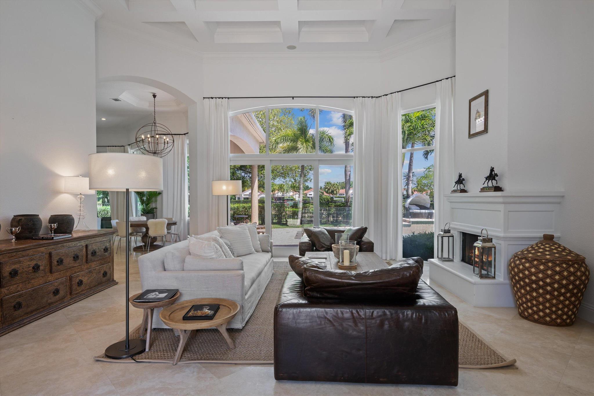 MIZNER ESTATES OF PALM BE - Residential