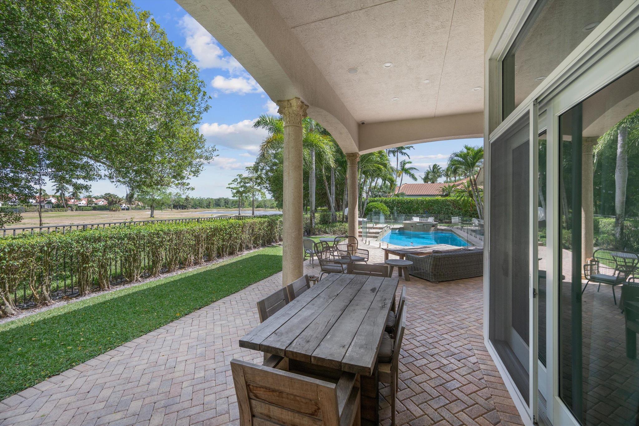 MIZNER ESTATES OF PALM BE - Residential