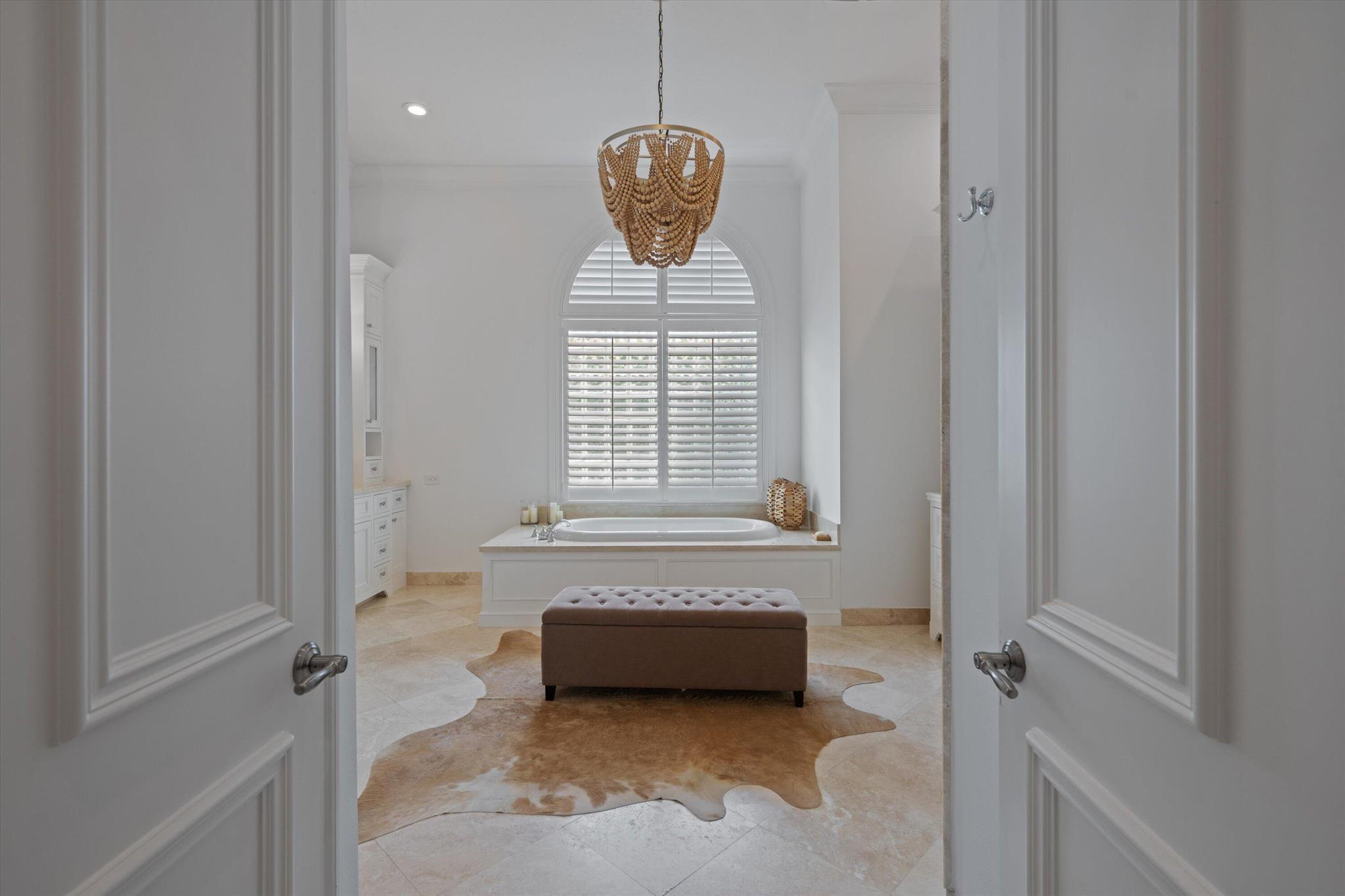 MIZNER ESTATES OF PALM BE - Residential
