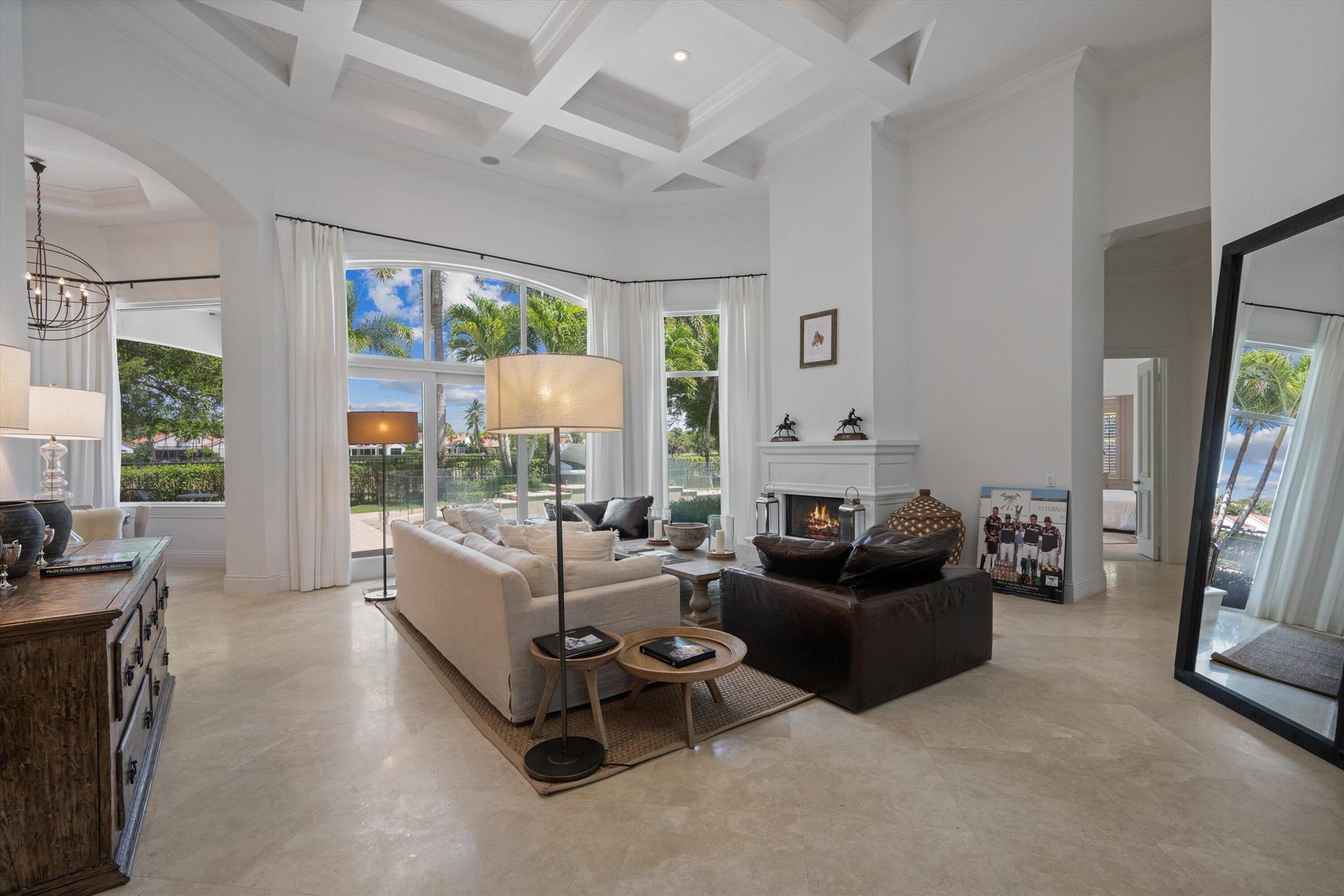 MIZNER ESTATES OF PALM BE - Residential