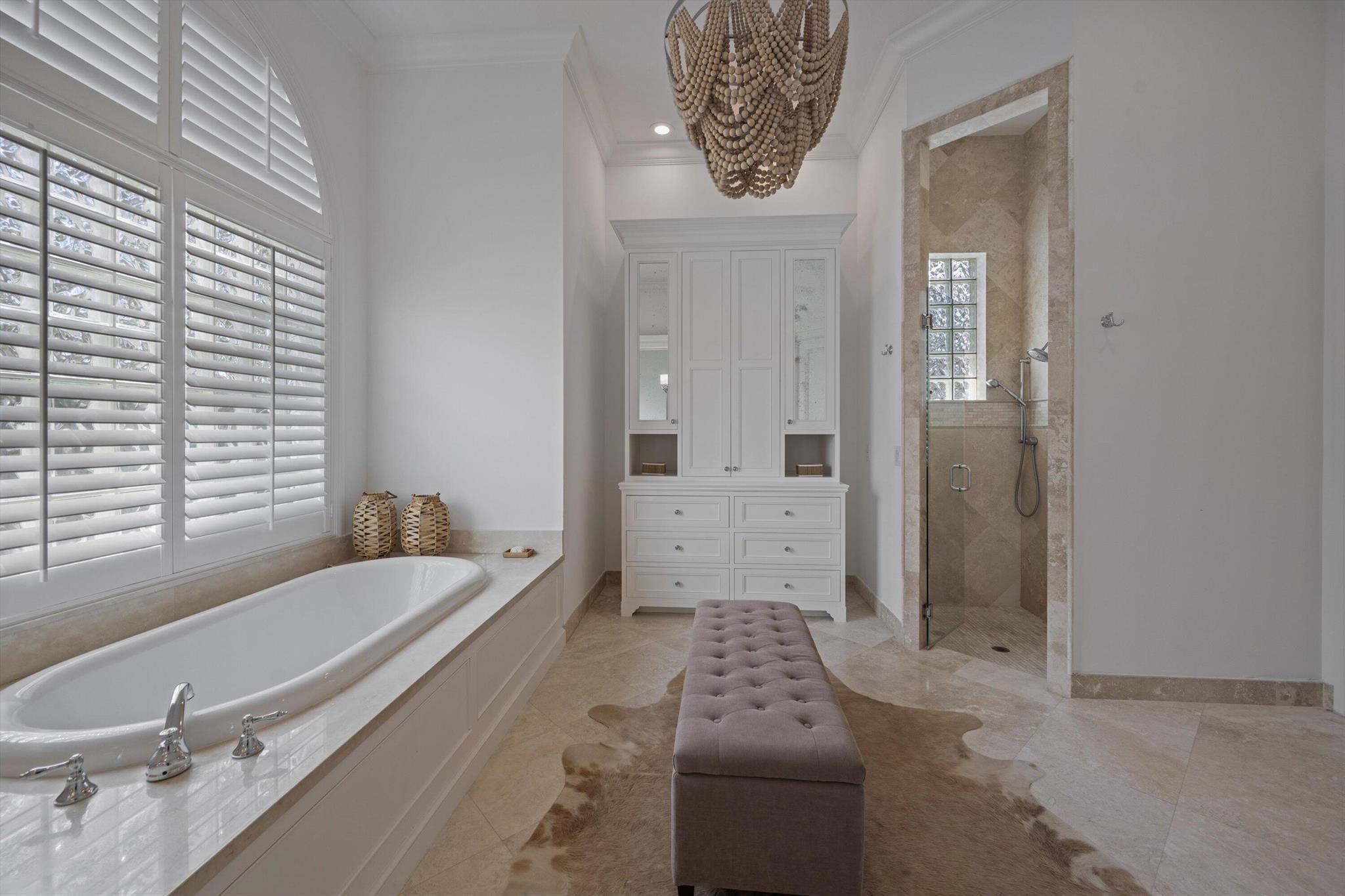 MIZNER ESTATES OF PALM BE - Residential