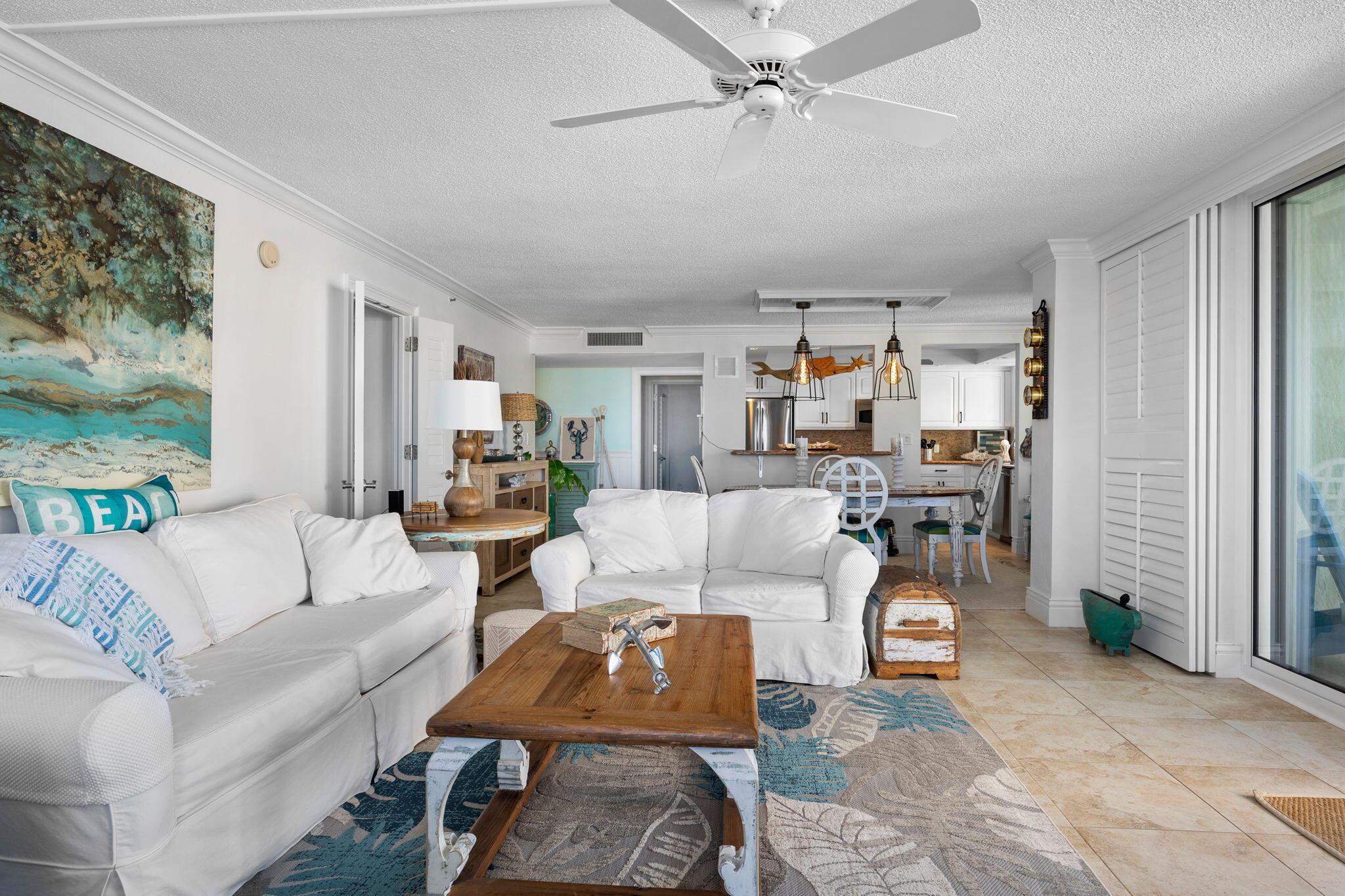 LA MAR CONDO APTS DECL - Residential Lease