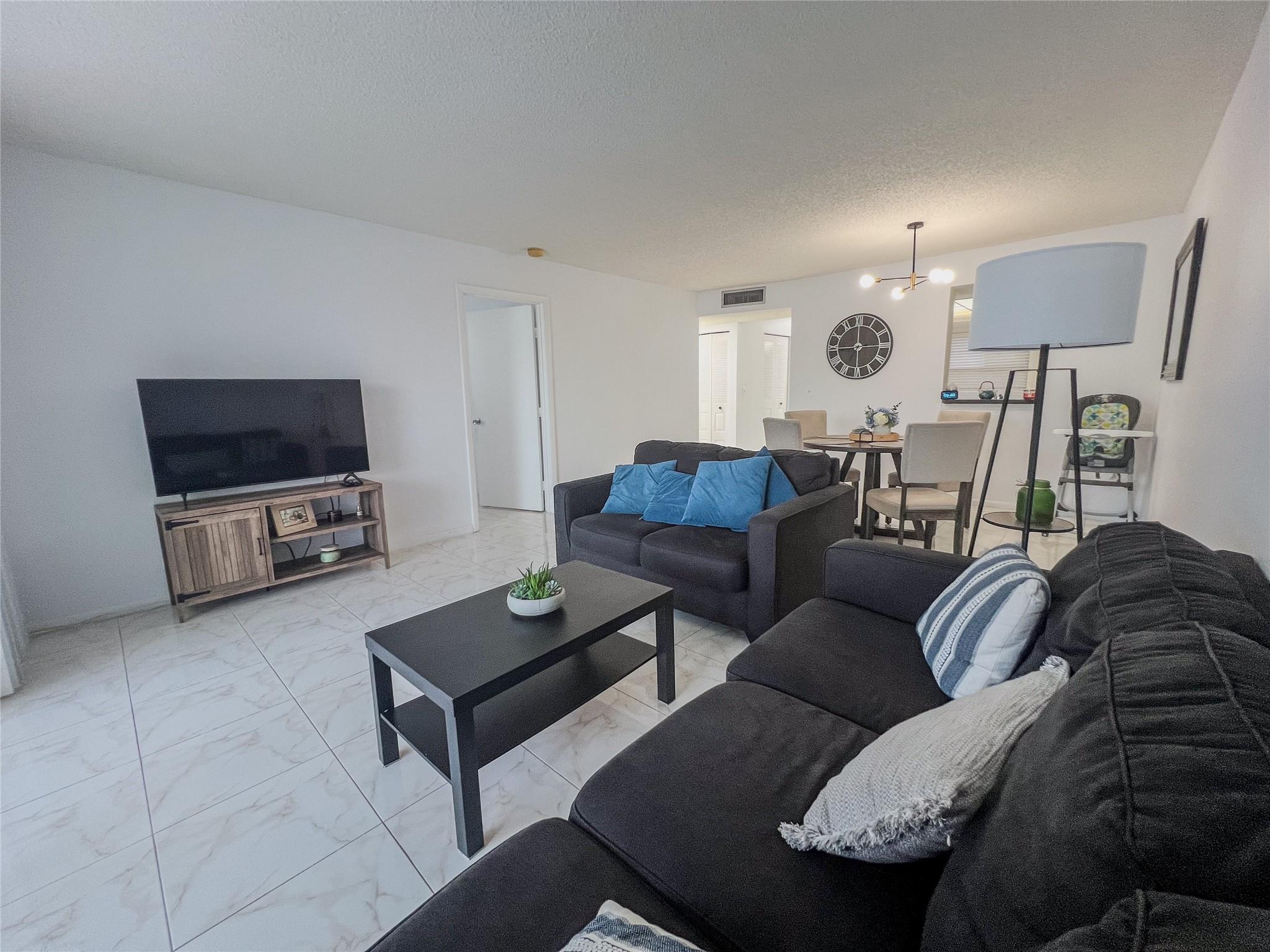 WELCOME HOME! SELLER MOTIVATED Amazing and Beautifully maintained 1 Bed & 2 Full Baths apartment located in the peaceful Palm Springs community. Inside, you’ll find a bright and open living space, a functional kitchen with plenty of cabinet storage, and a spacious bedroom with a large closet. Private Washer and Dryer In Unit! The glass window balcony offers the ideal spot to unwind after a busy day or enjoy a quiet morning. This well-maintained community features a sparkling pool, clubhouse and assigned parking Conveniently located near shopping, dining, and major highways. Enjoy breathtaking views from your living space, offering a picturesque backdrop to your daily routine.
Don’t miss this move-in-ready gem schedule your showing today!