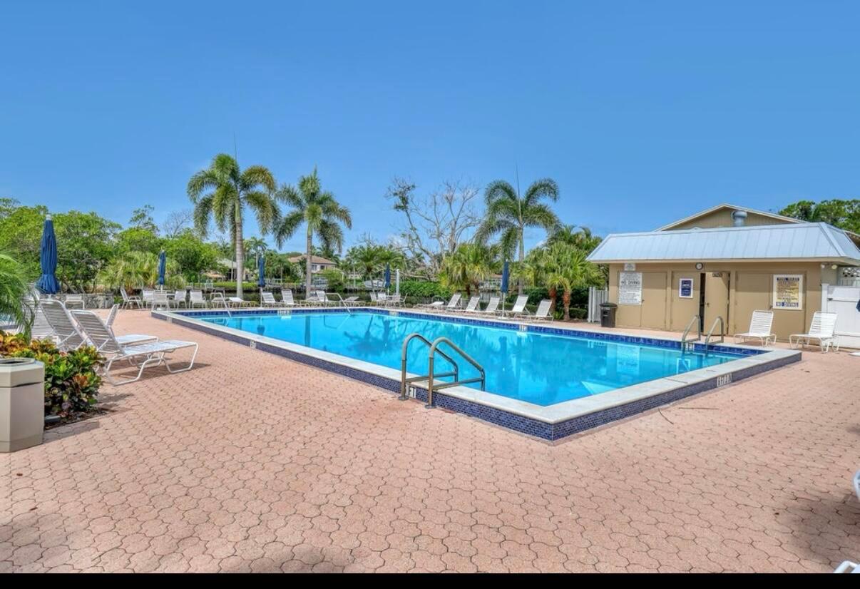 RIVERBEND CONDO - Residential Lease