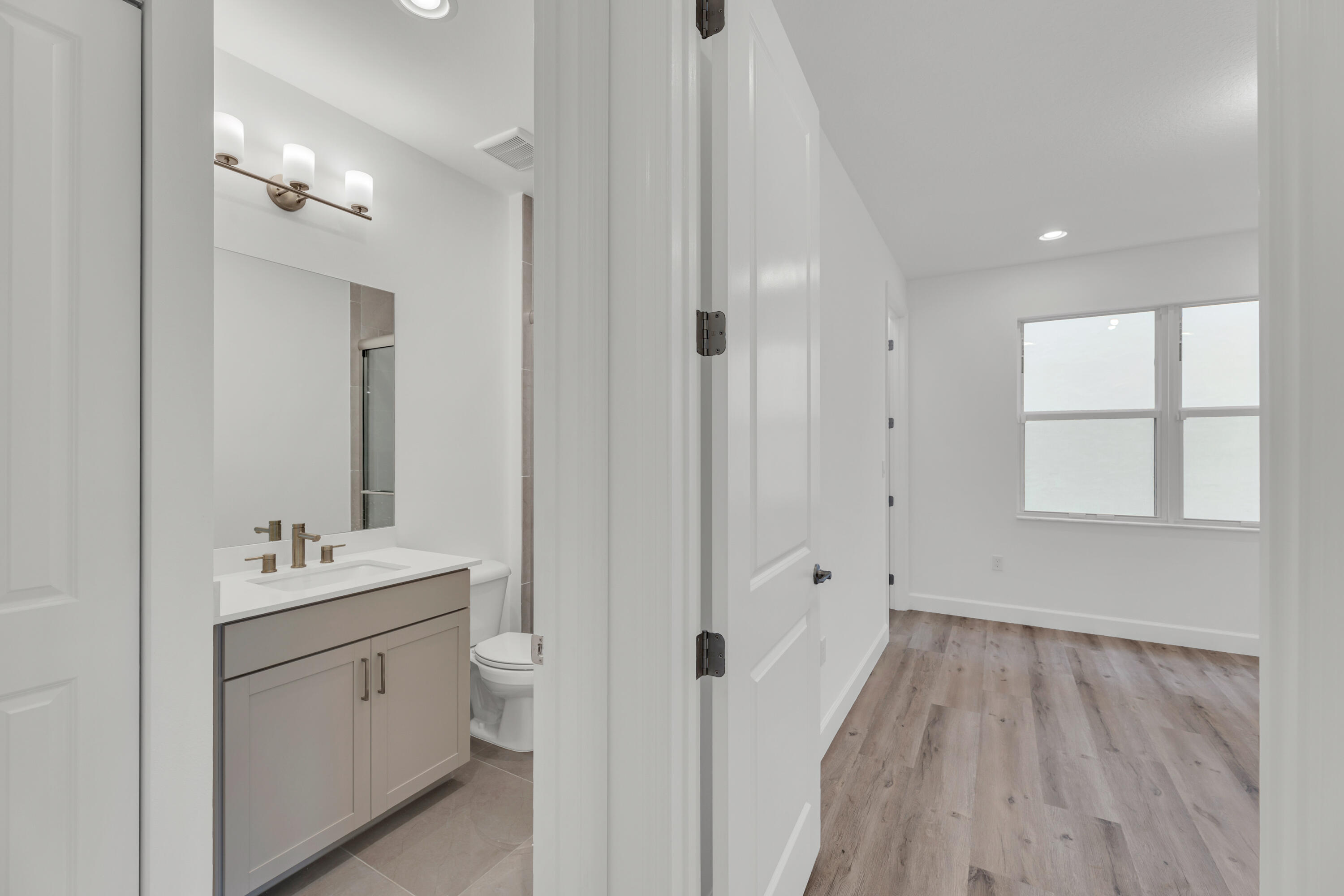 ARDEN PUD POD G NORTH - Residential Lease