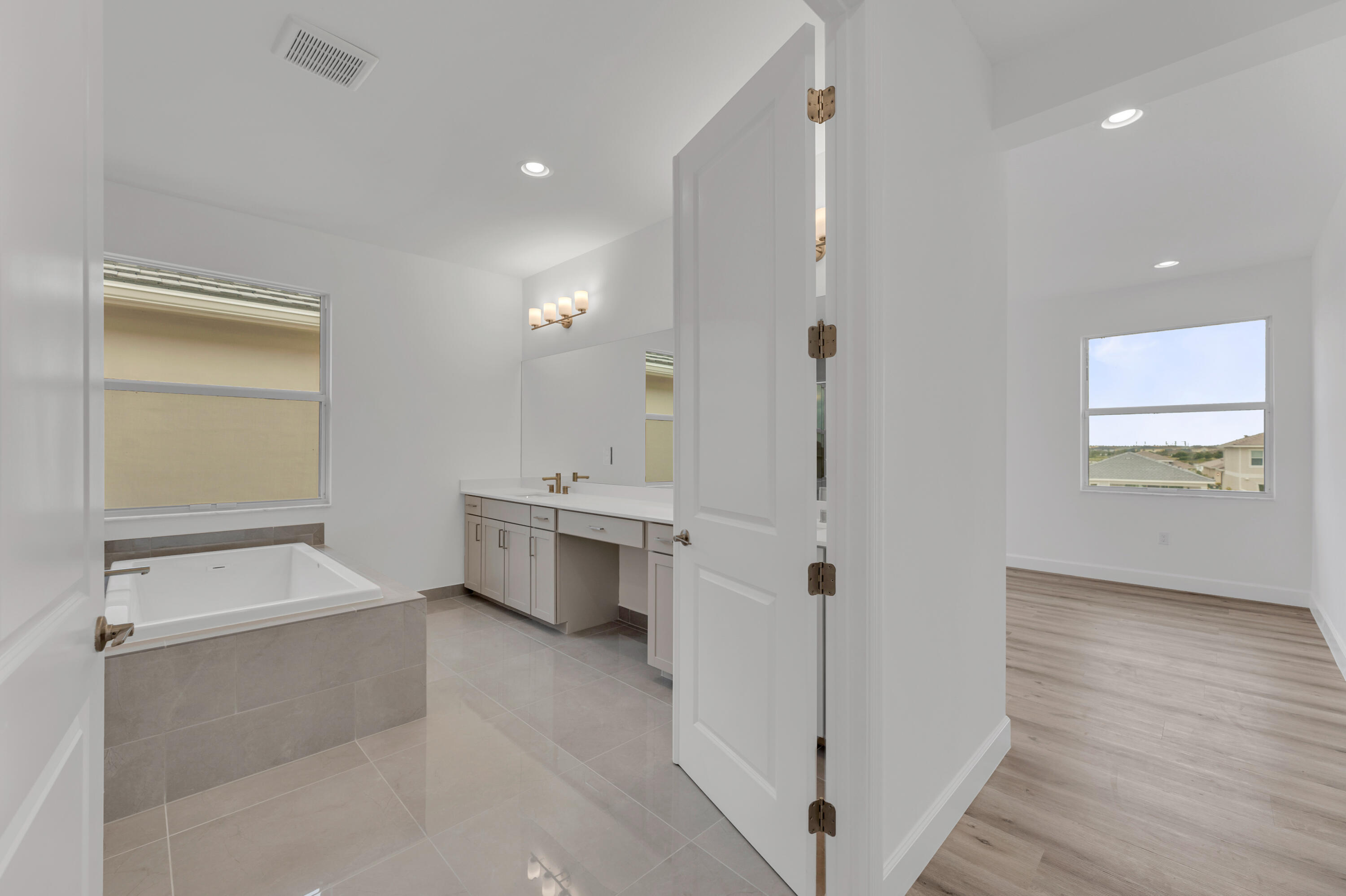 ARDEN PUD POD G NORTH - Residential Lease