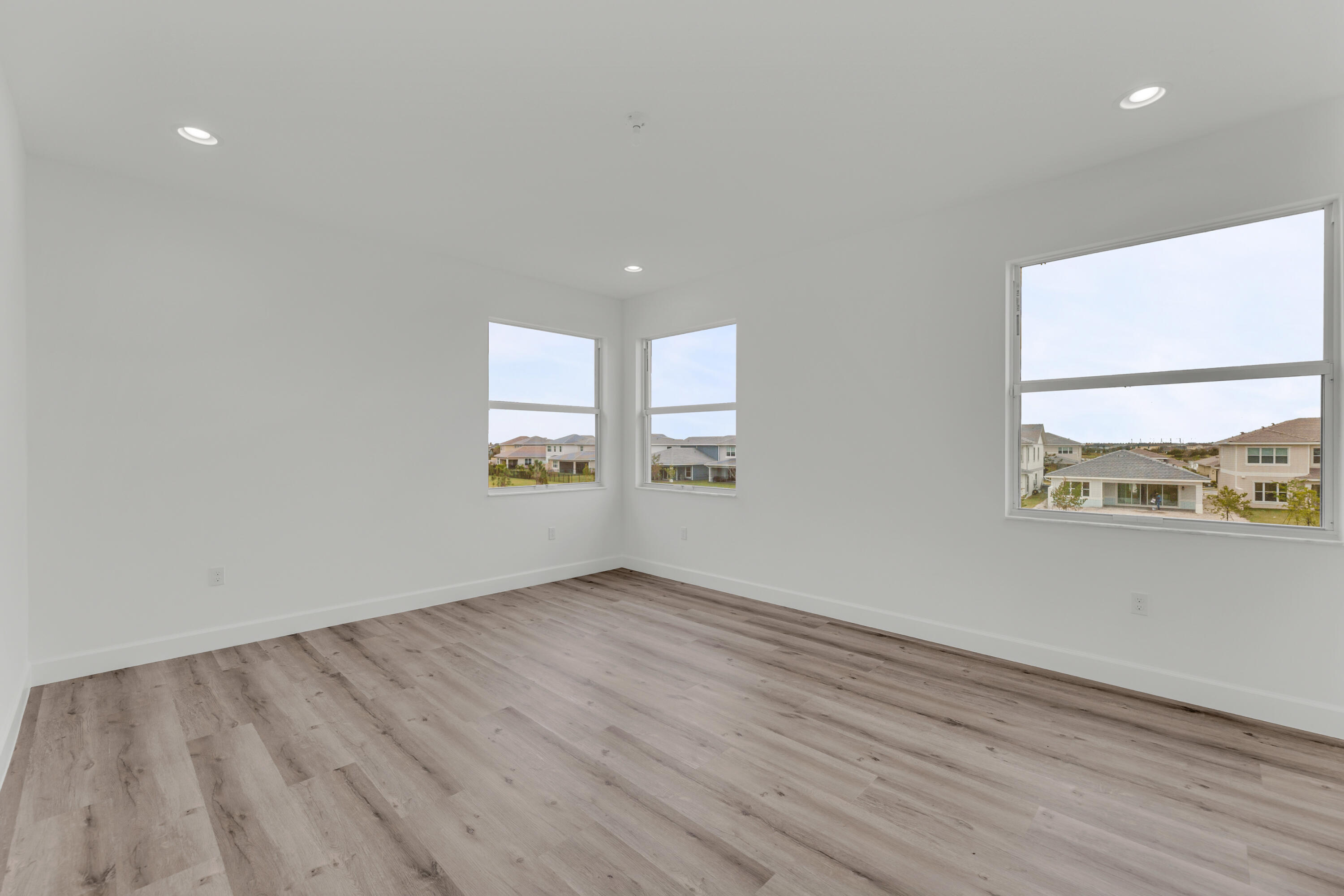 ARDEN PUD POD G NORTH - Residential Lease