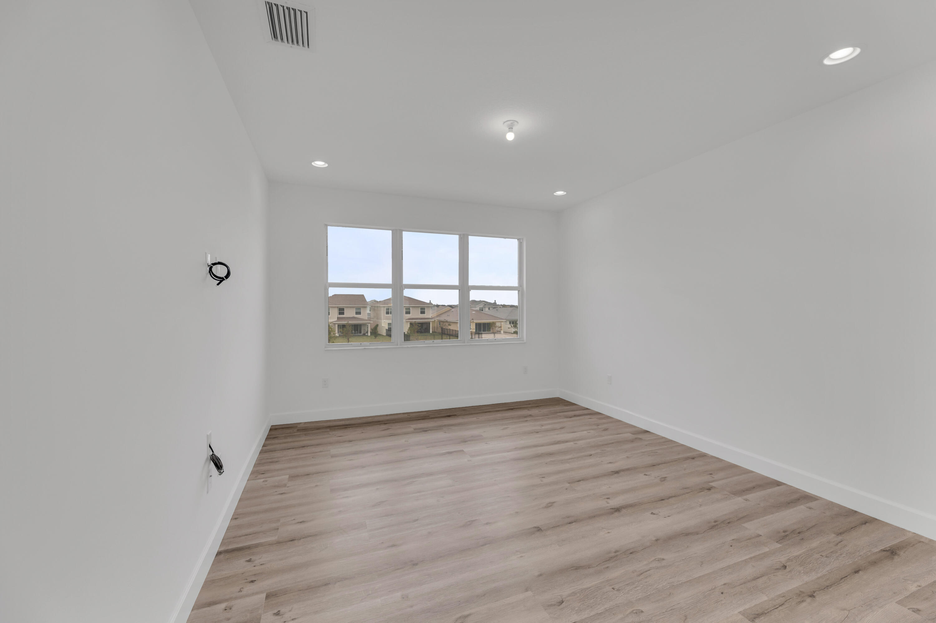 ARDEN PUD POD G NORTH - Residential Lease