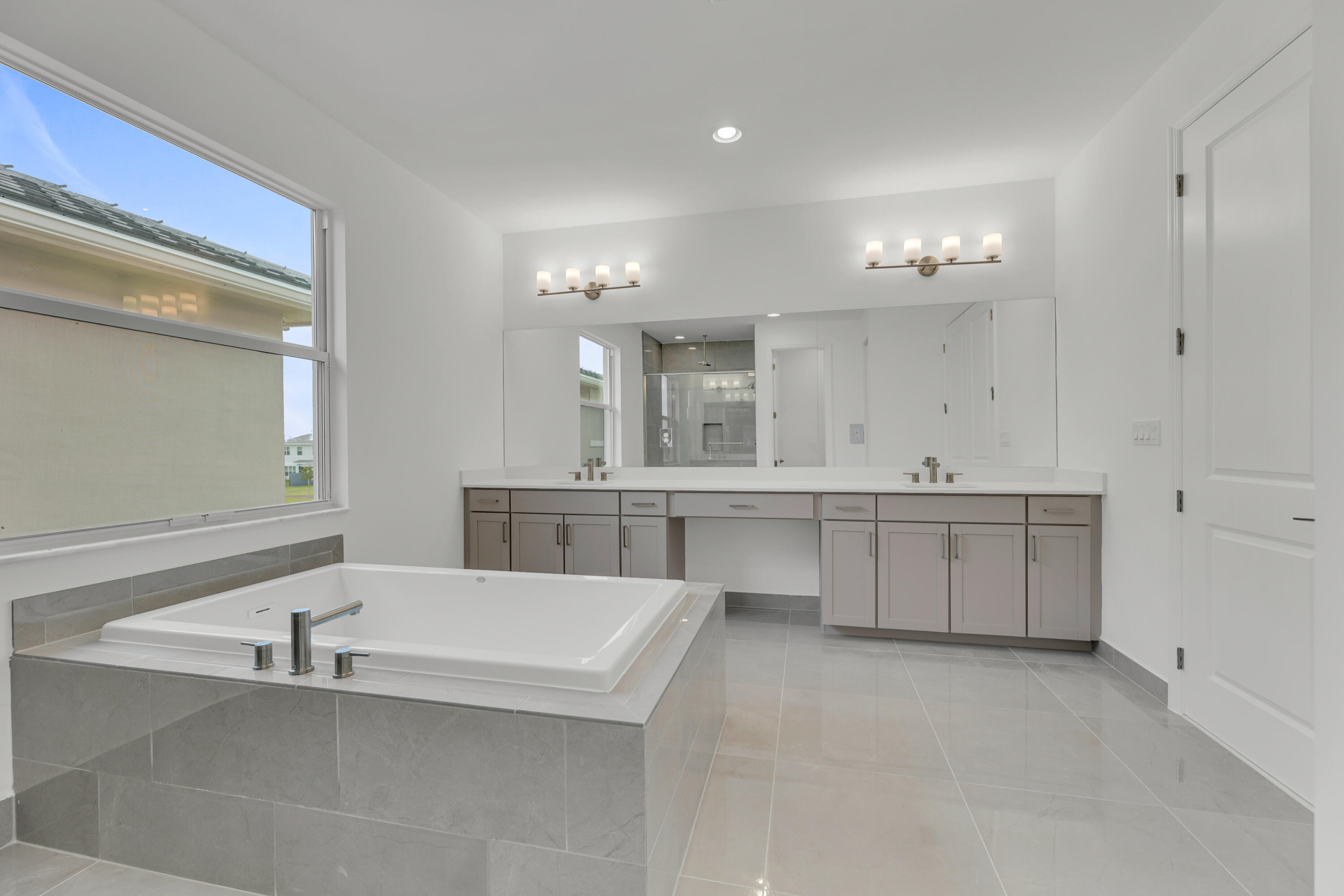 ARDEN PUD POD G NORTH - Residential Lease