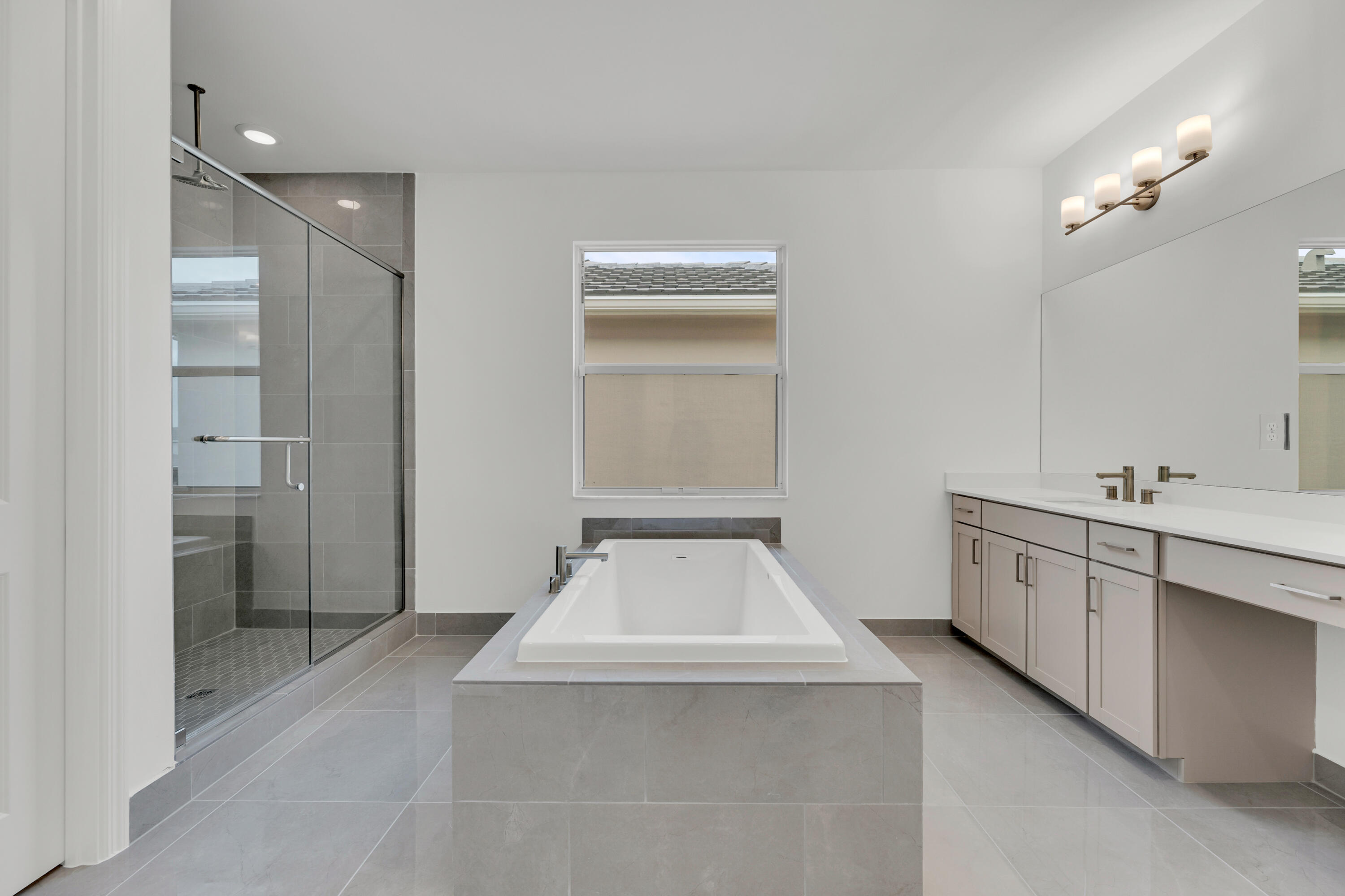 ARDEN PUD POD G NORTH - Residential Lease