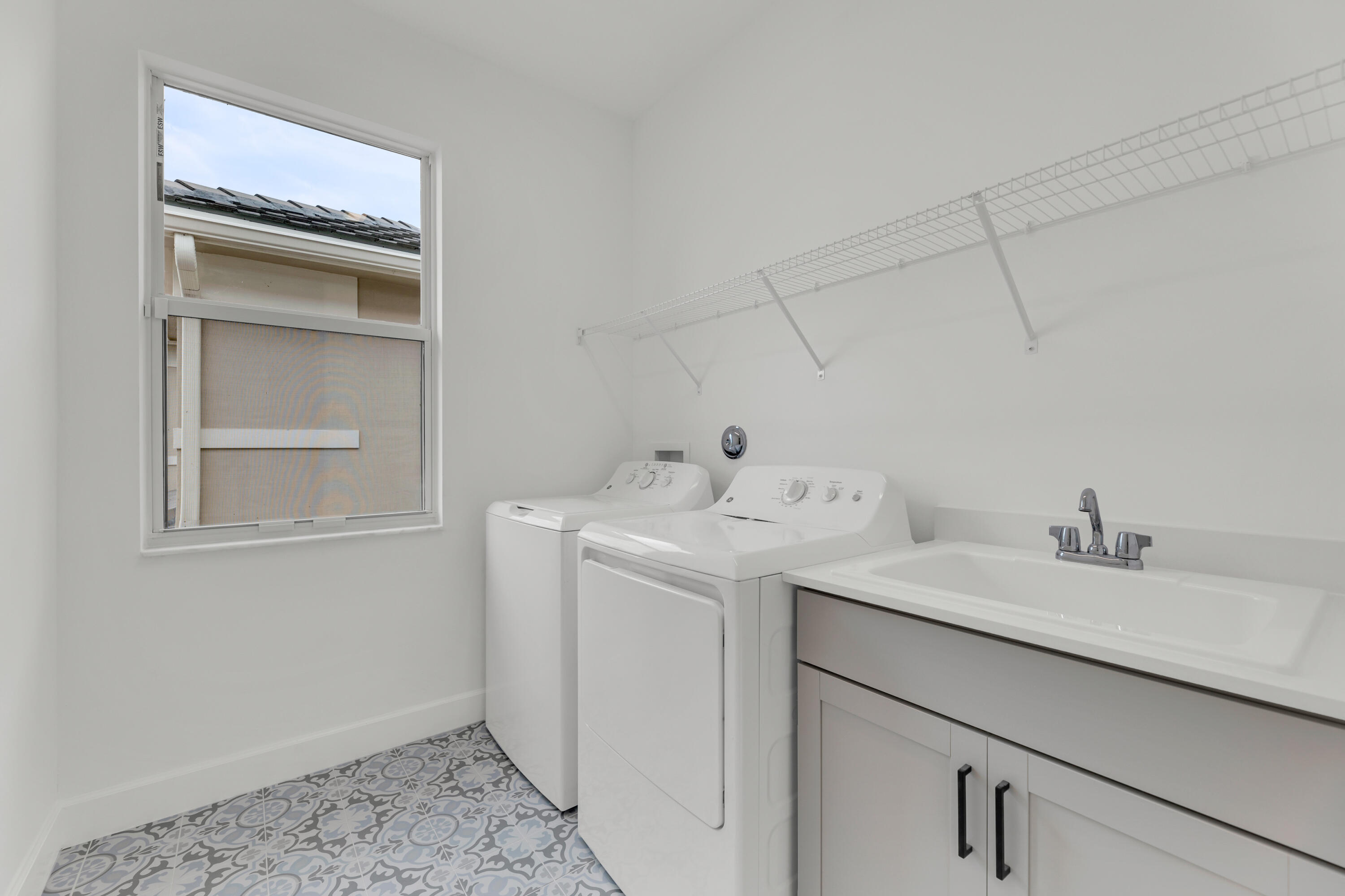 ARDEN PUD POD G NORTH - Residential Lease