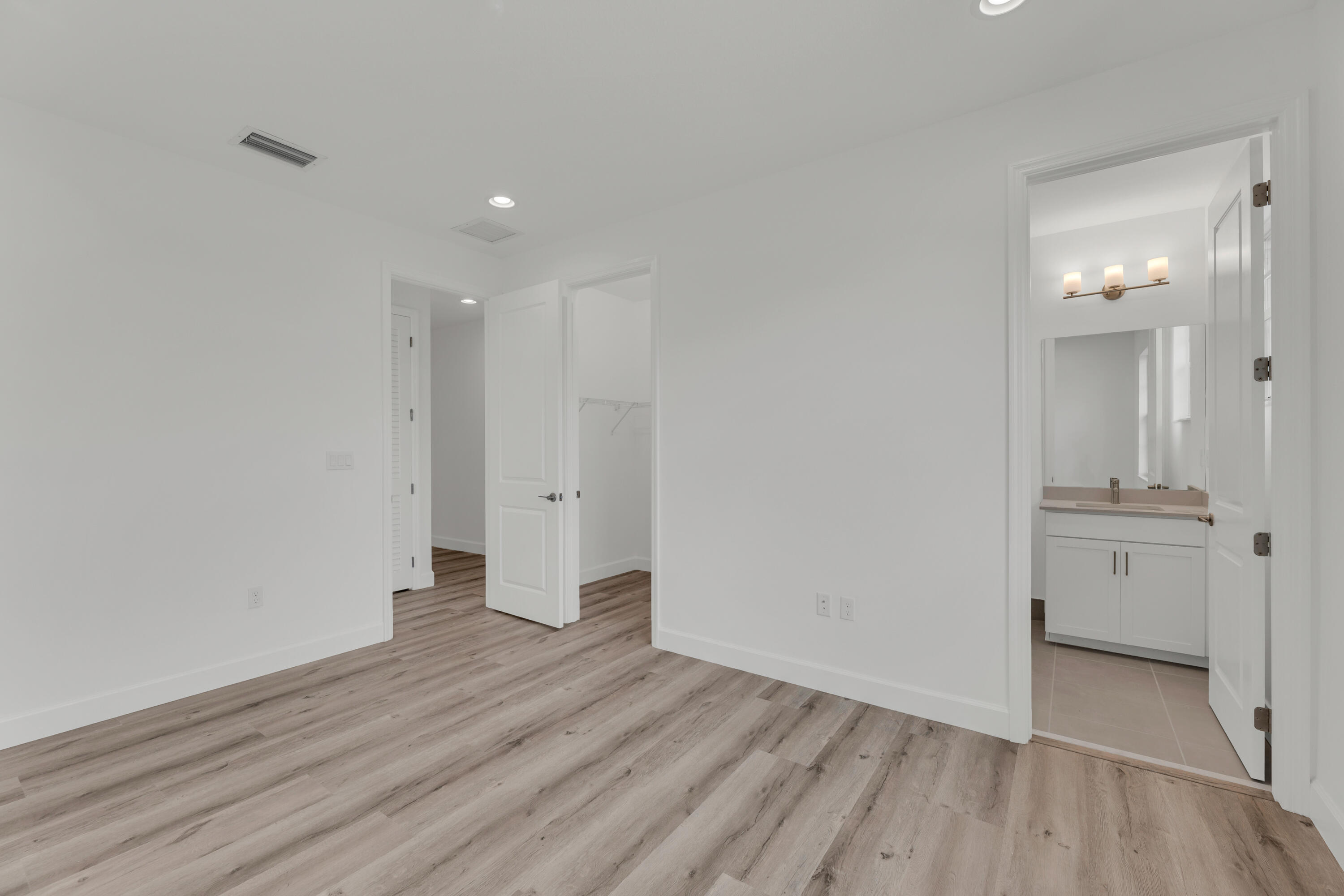 ARDEN PUD POD G NORTH - Residential Lease