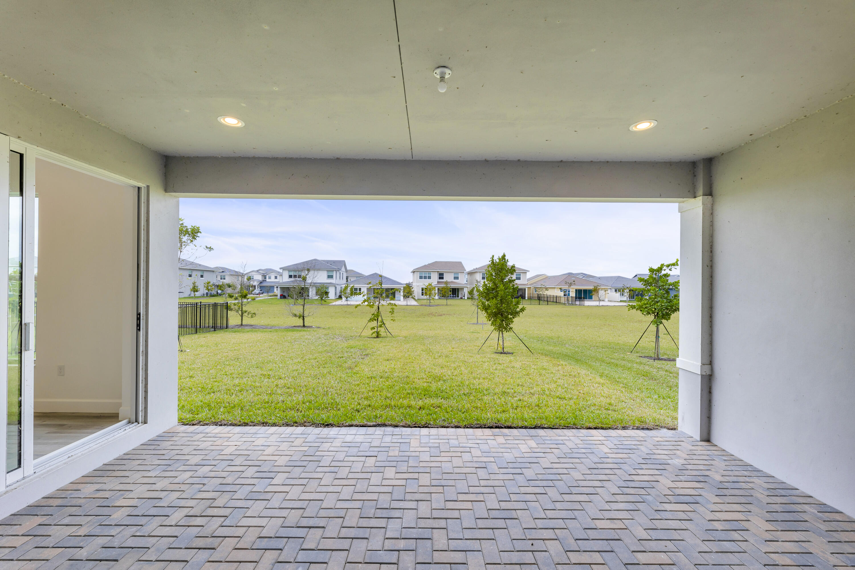 ARDEN PUD POD G NORTH - Residential Lease