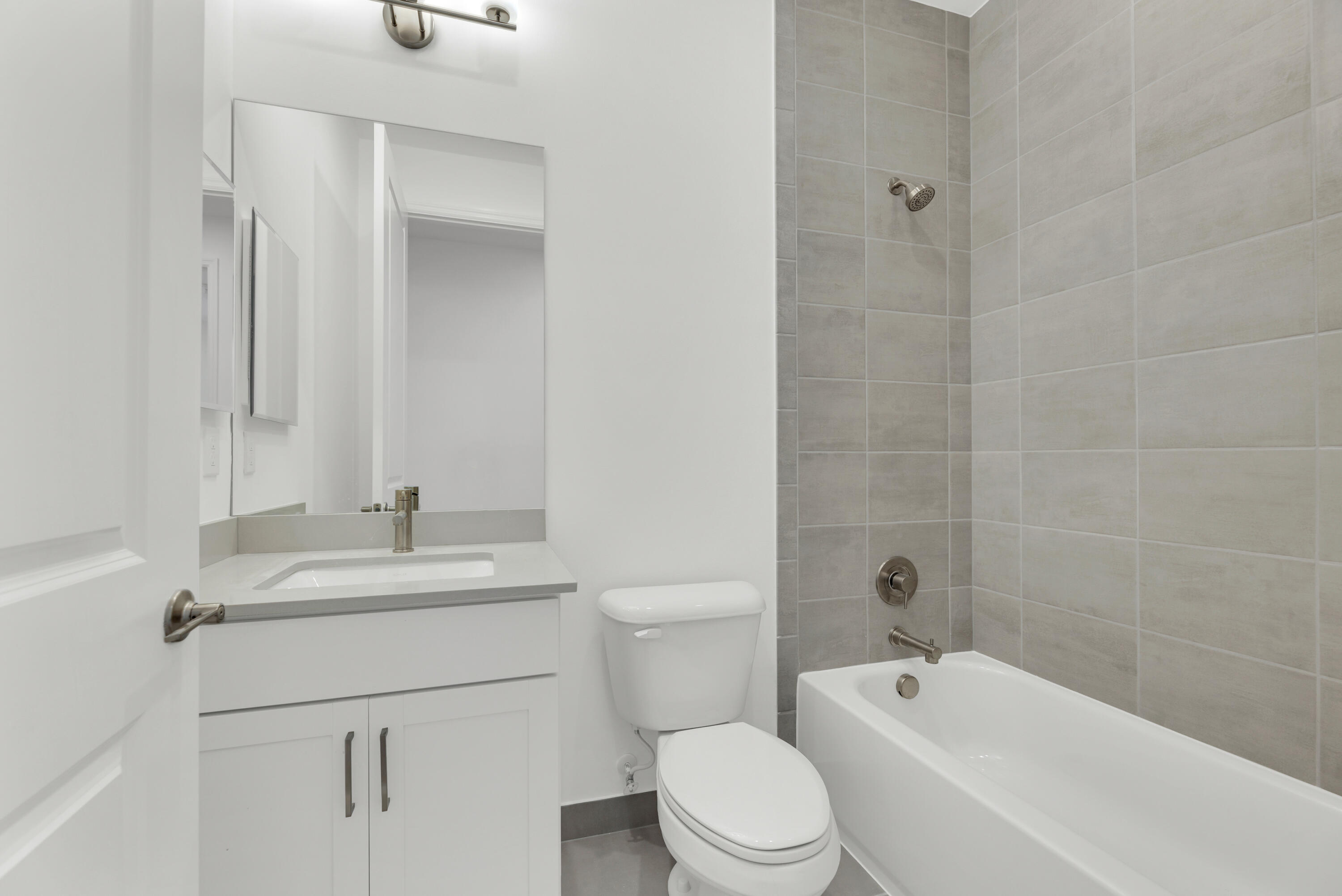 ARDEN PUD POD G NORTH - Residential Lease