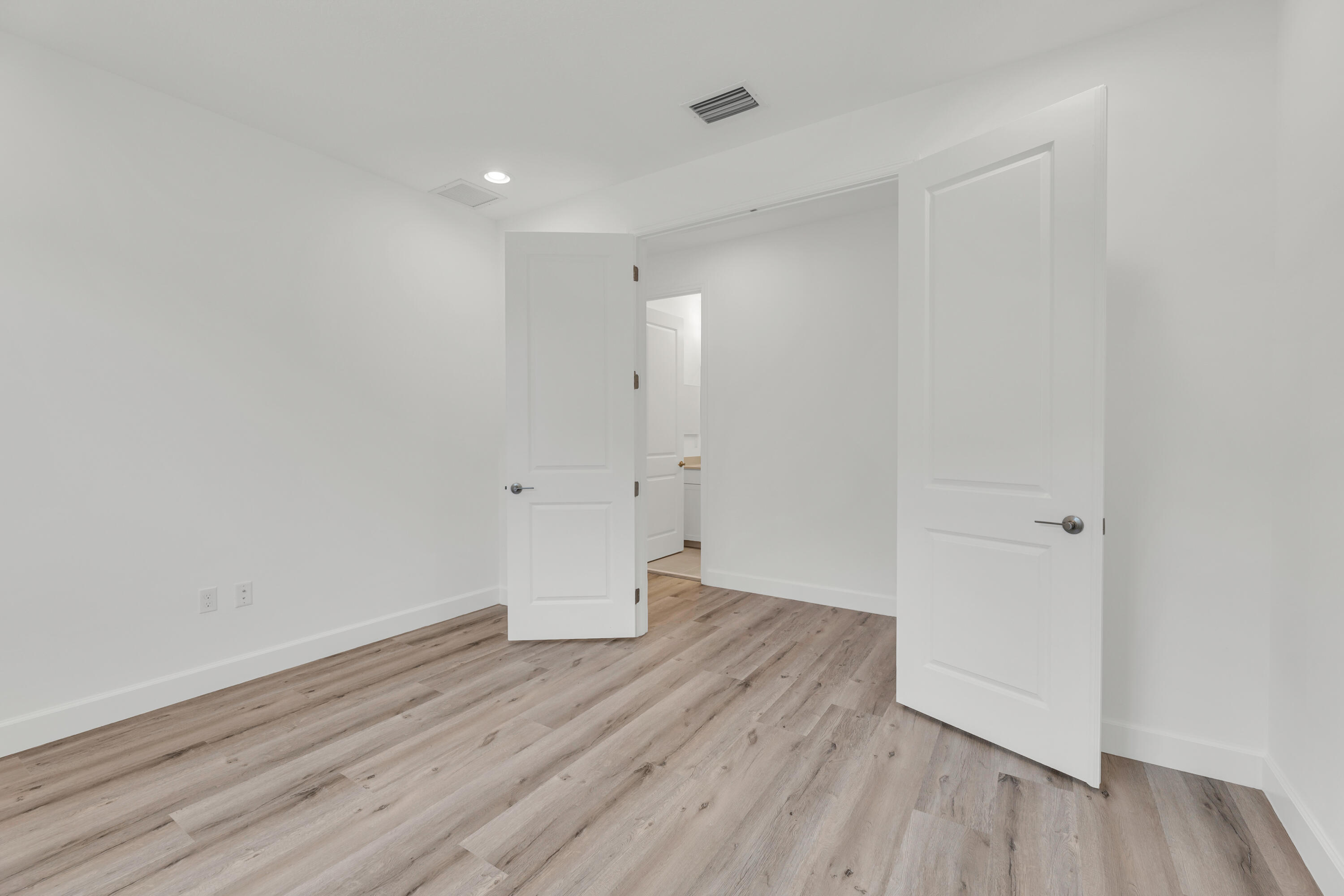 ARDEN PUD POD G NORTH - Residential Lease