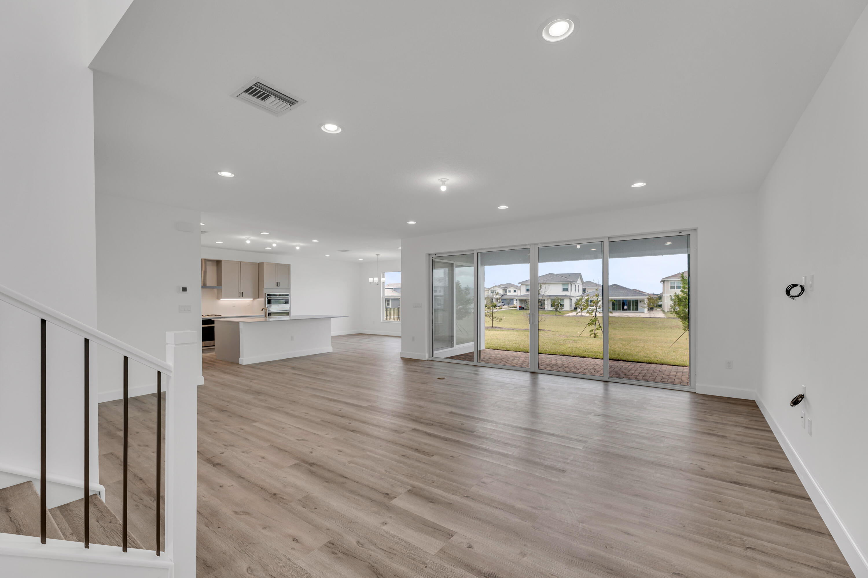 ARDEN PUD POD G NORTH - Residential Lease