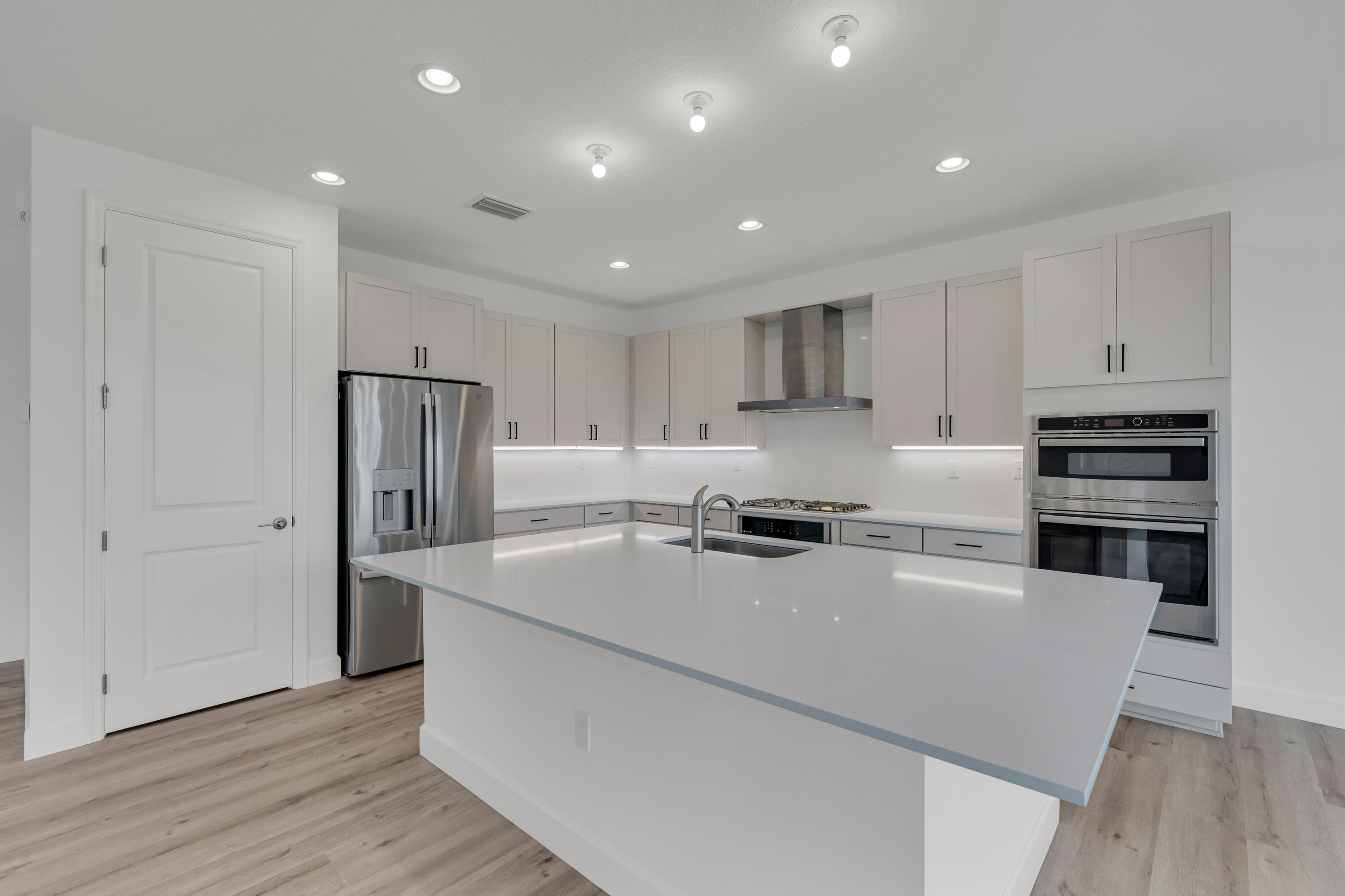 ARDEN PUD POD G NORTH - Residential Lease