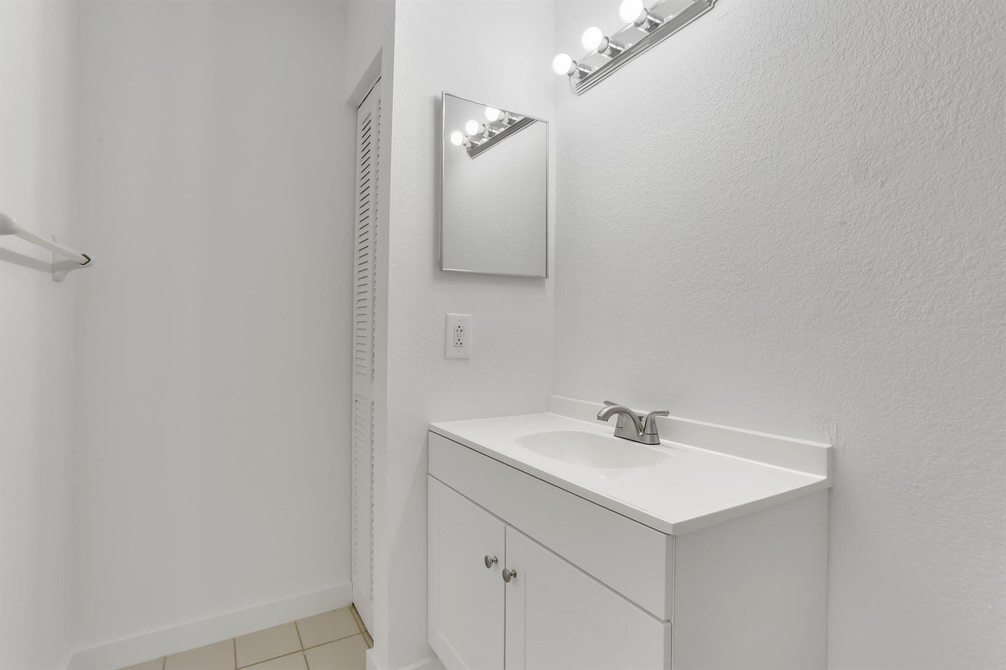 1780 Palm Cove Boulevard 6-101