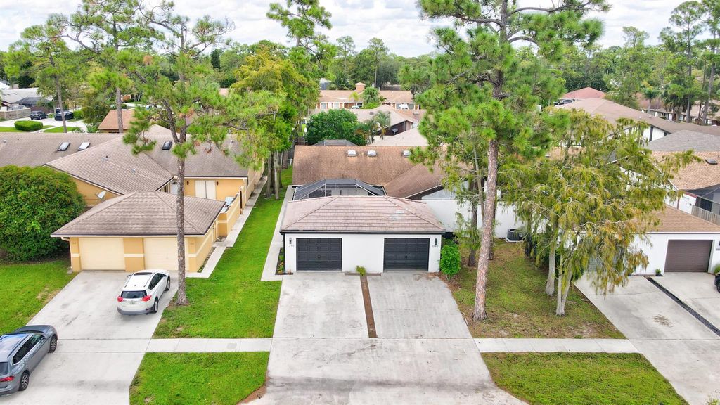 Photo of 1344 Periwinkle Place, Wellington, FL 33414 (MLS # R11117207)