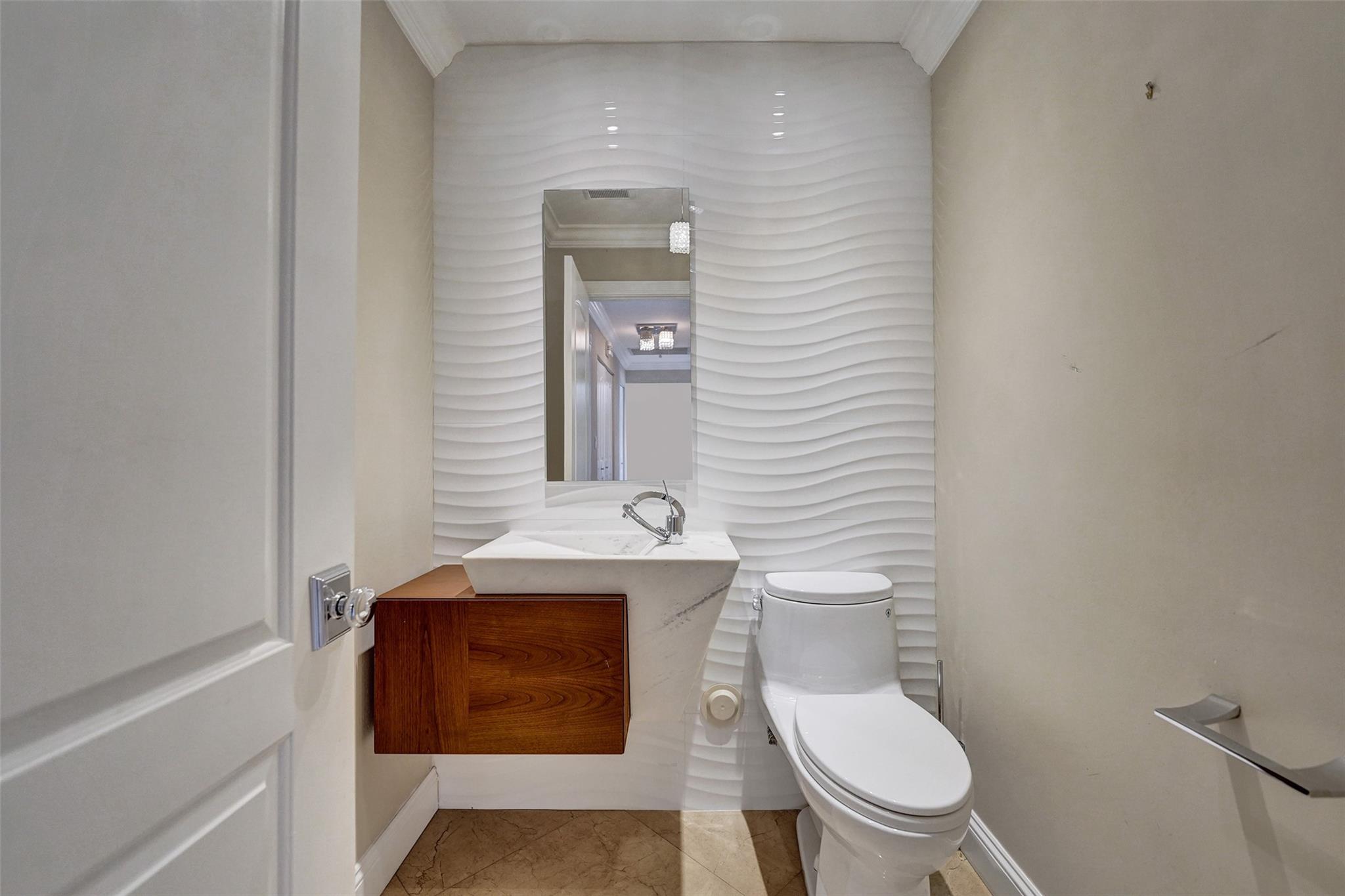 VILLA RESIDENCES OF EMER - Residential Lease