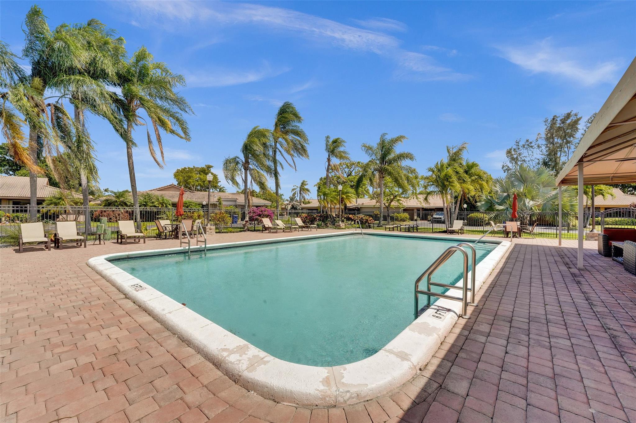 VILLA RESIDENCES OF EMER - Residential Lease