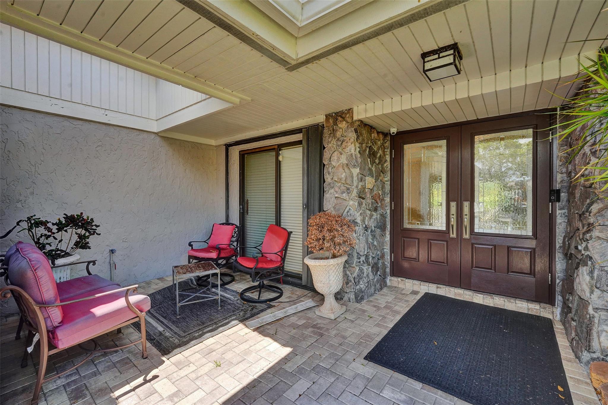 VILLA RESIDENCES OF EMER - Residential Lease