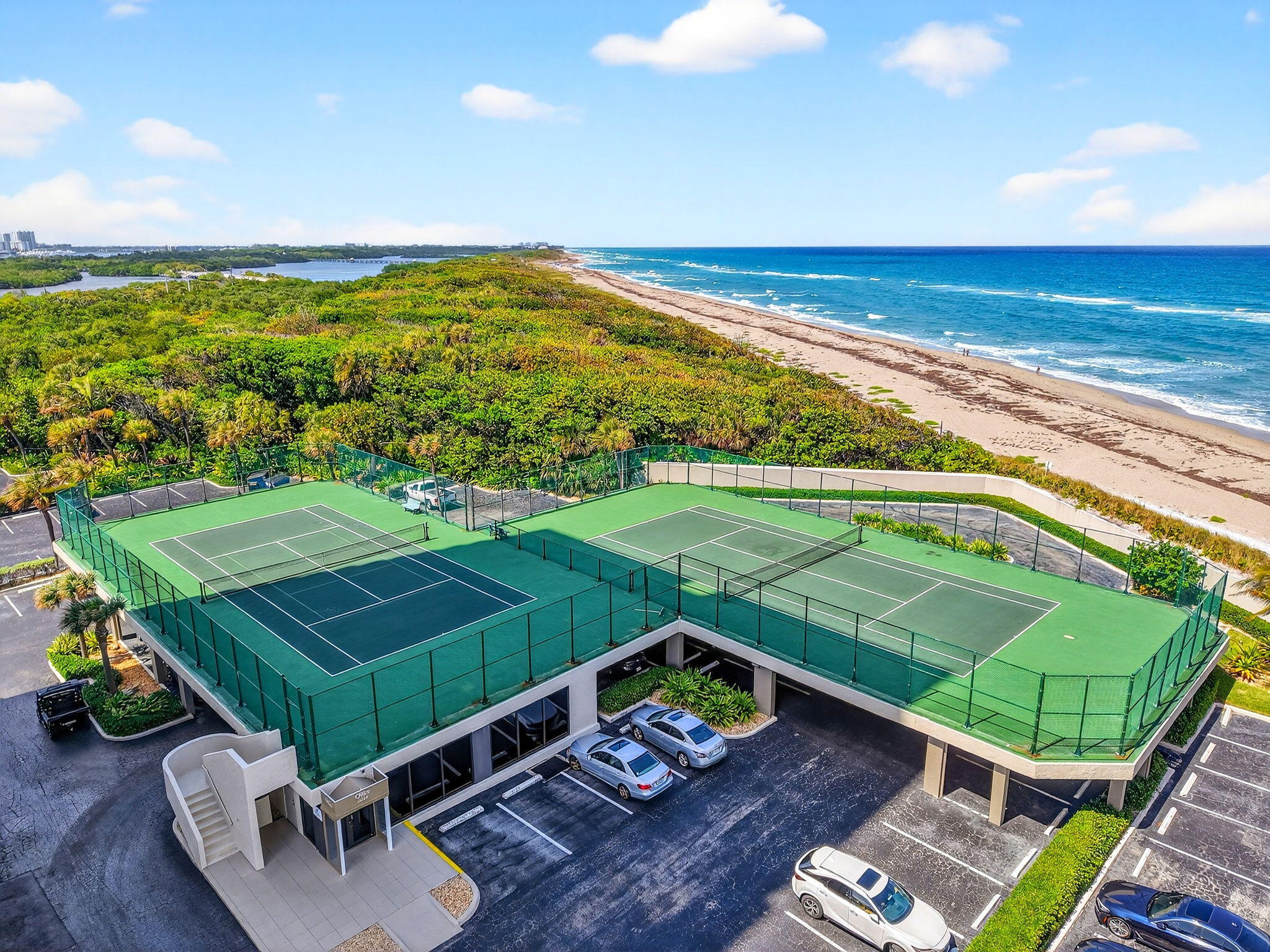 WATER GLADES CONDO - Residential