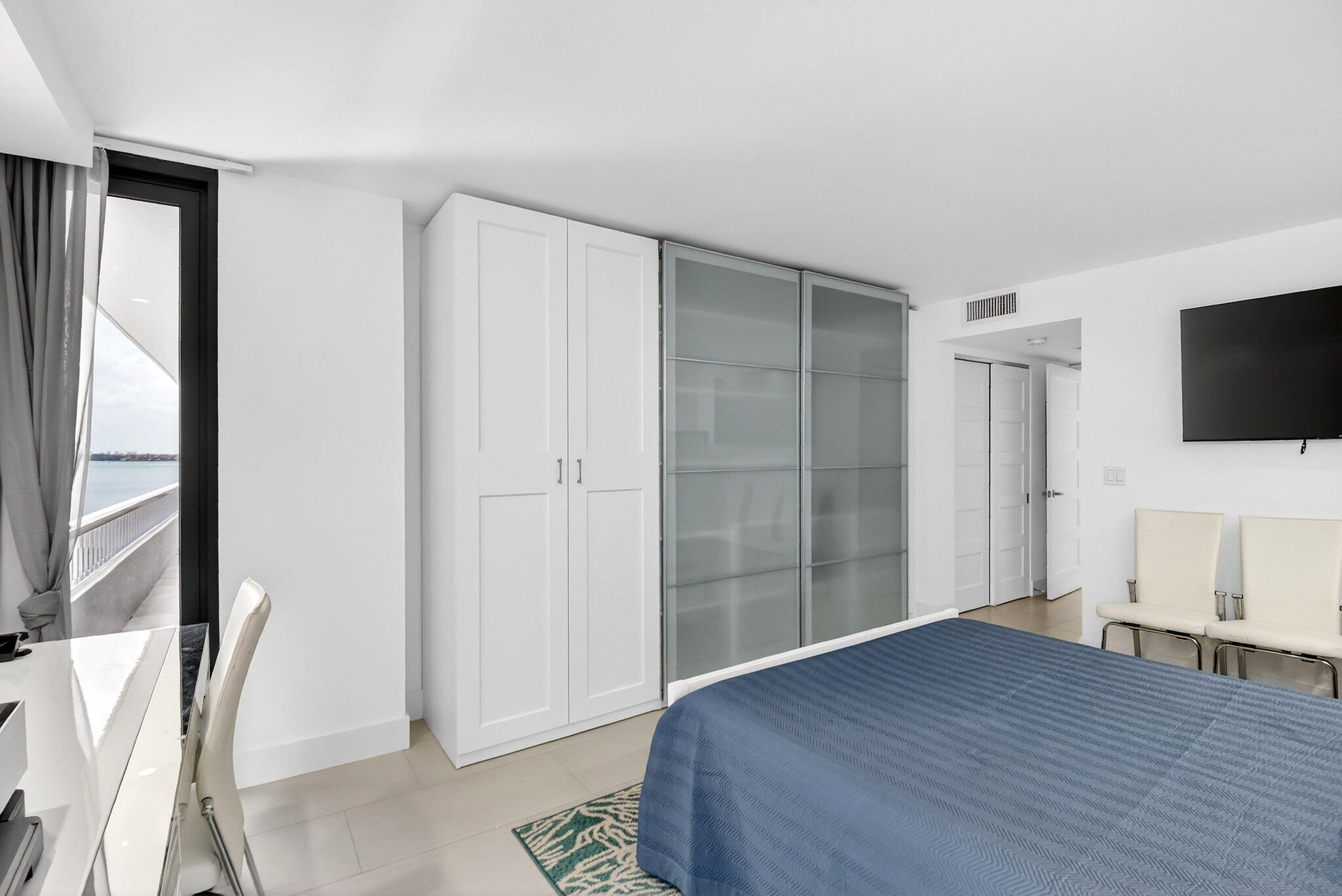 WATER GLADES CONDO - Residential