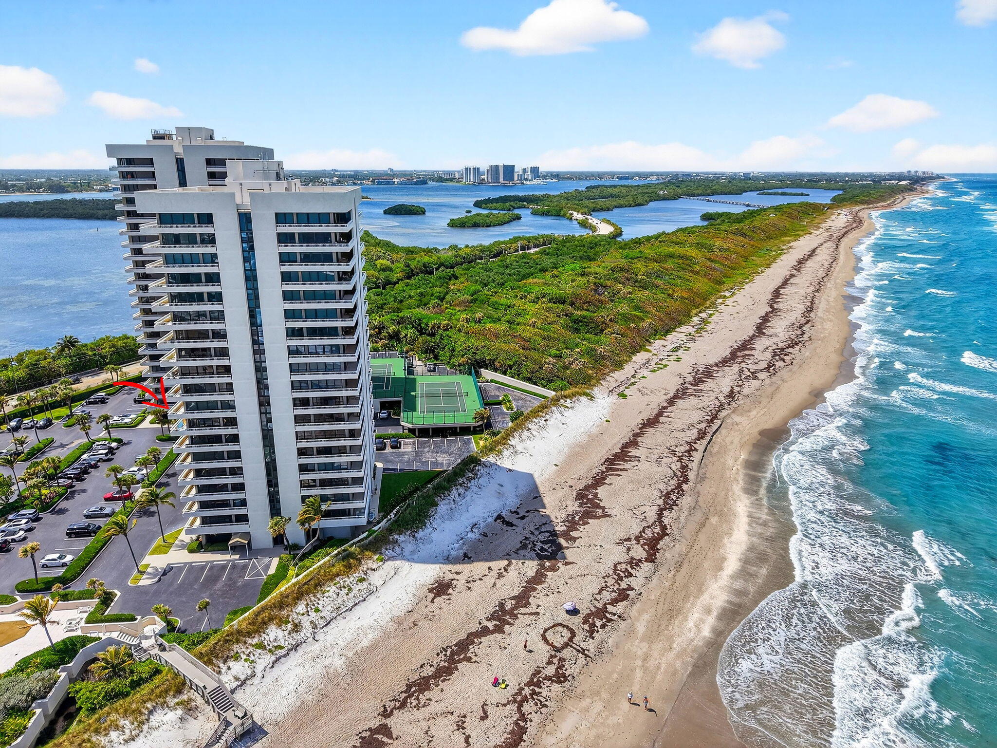 WATER GLADES CONDO - Residential