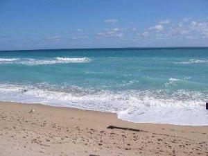 PINECROFT CONDO - Residential