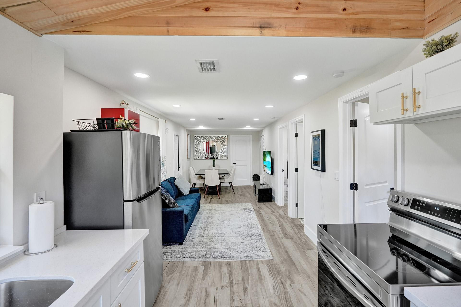 Minnesota Park - Residential Lease